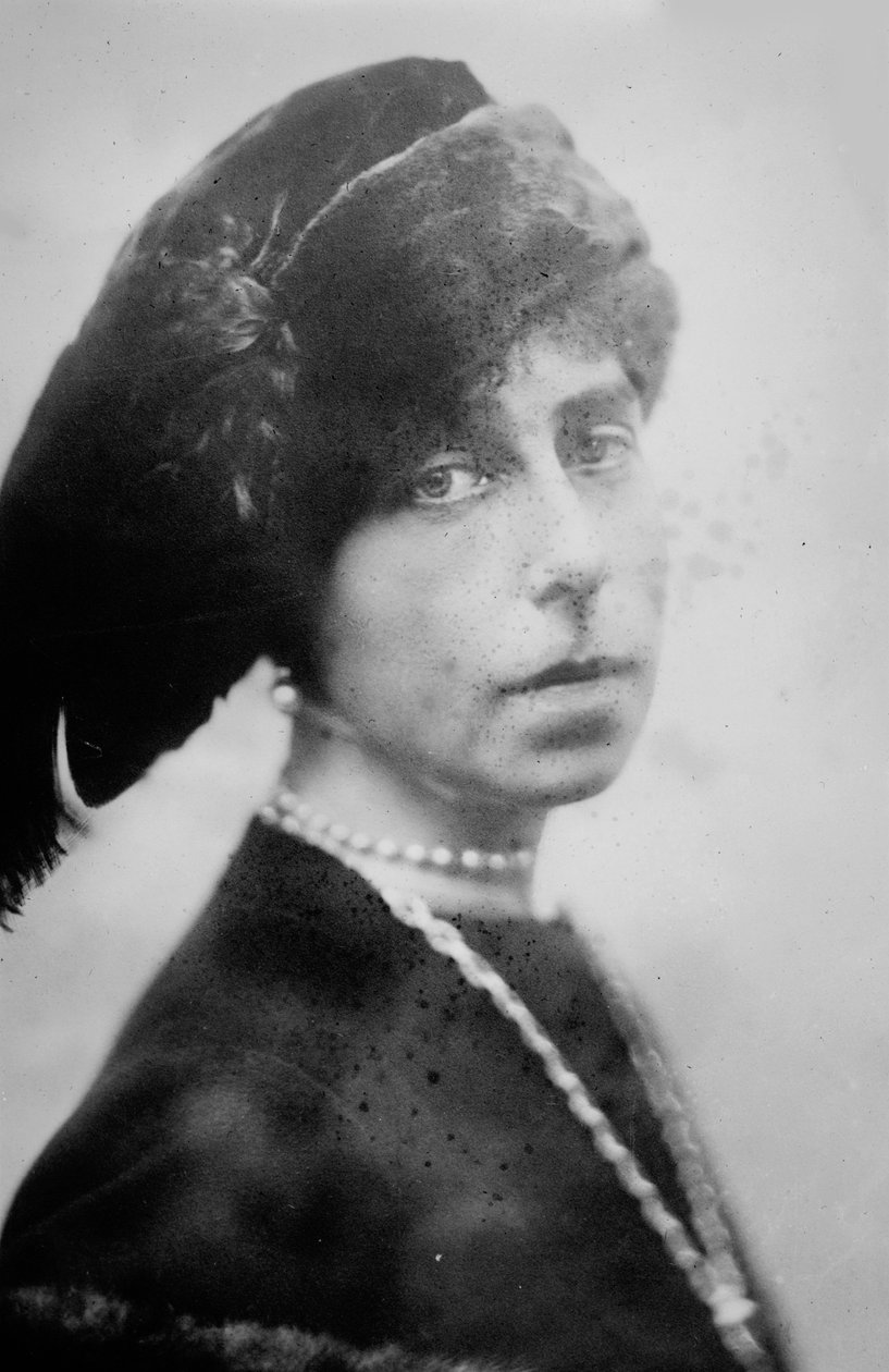 Saxe-Coburg ve Gotha Prensesi Victoria Melita, c1900s-c1910s by Unbekannt