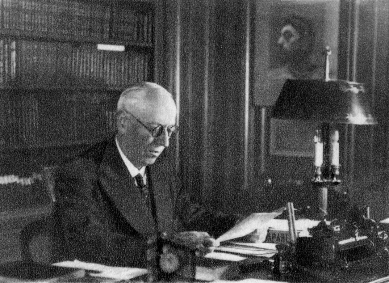 Profesör Charles Laury, Fransız kardiyolog, 1940 by Unbekannt
