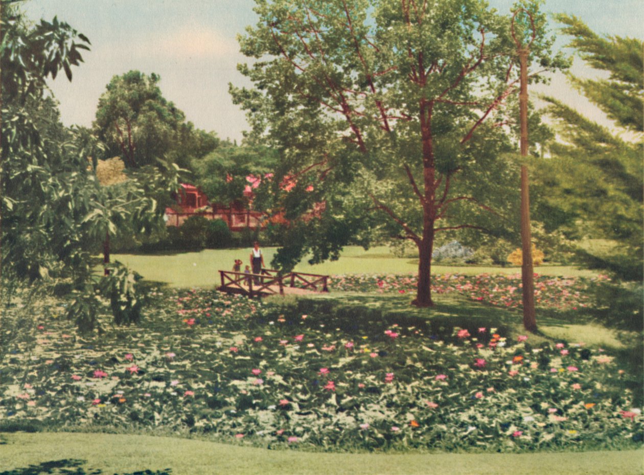 Queens Bahçeleri, c1947. by Unbekannt
