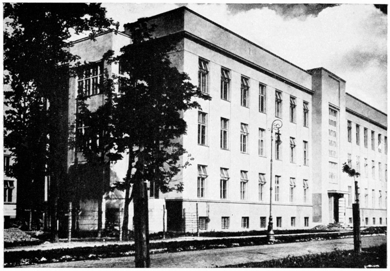 Radium Enstitüsü, Varşova, Polonya, 1932. by Unbekannt