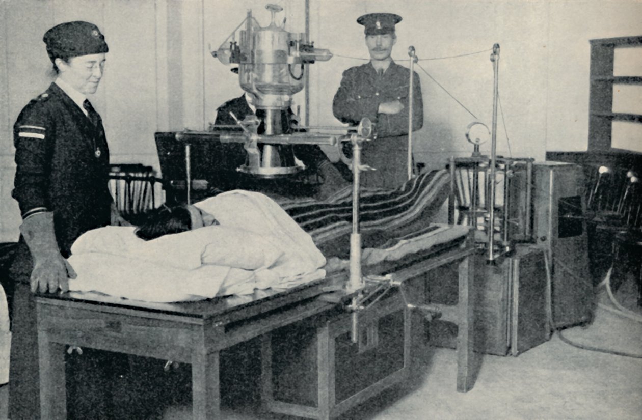 Vücudun Gizli Girintilerini Ortaya Çıkaran Işınlar, c1935 by Unbekannt