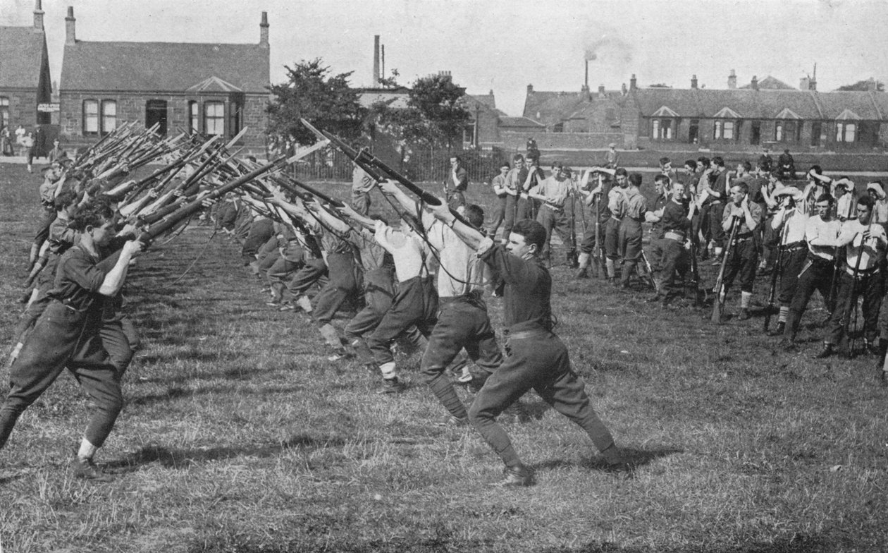 Süngü kullanımını öğrenen askerler, 1915 by Unbekannt