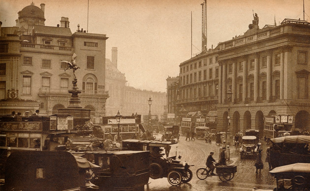 Regent Street, Londra, İngiltere, Piccadilly Circus