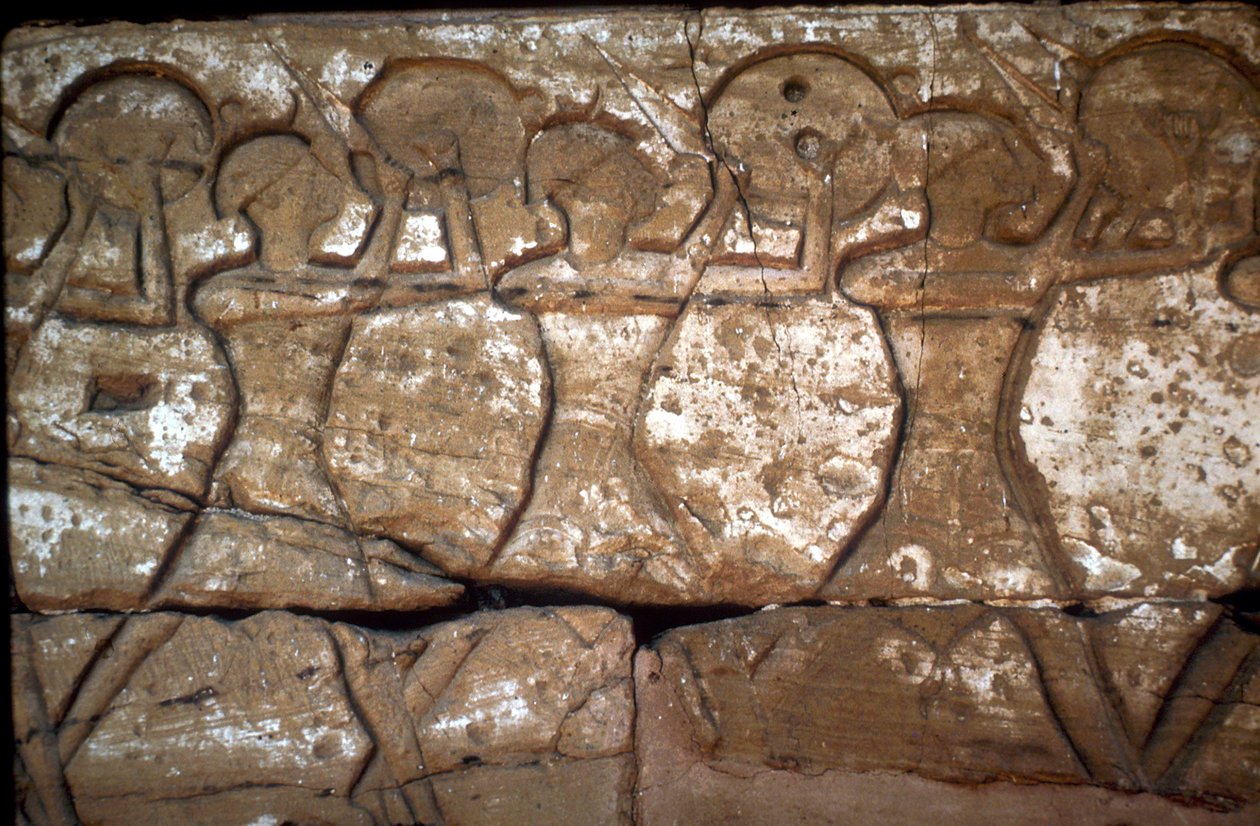 Askerlerin Rölyefi, Ramses III Tapınağı, Medinet Habu, Luksor, Mısır, MÖ 12. yüzyıl by Unbekannt