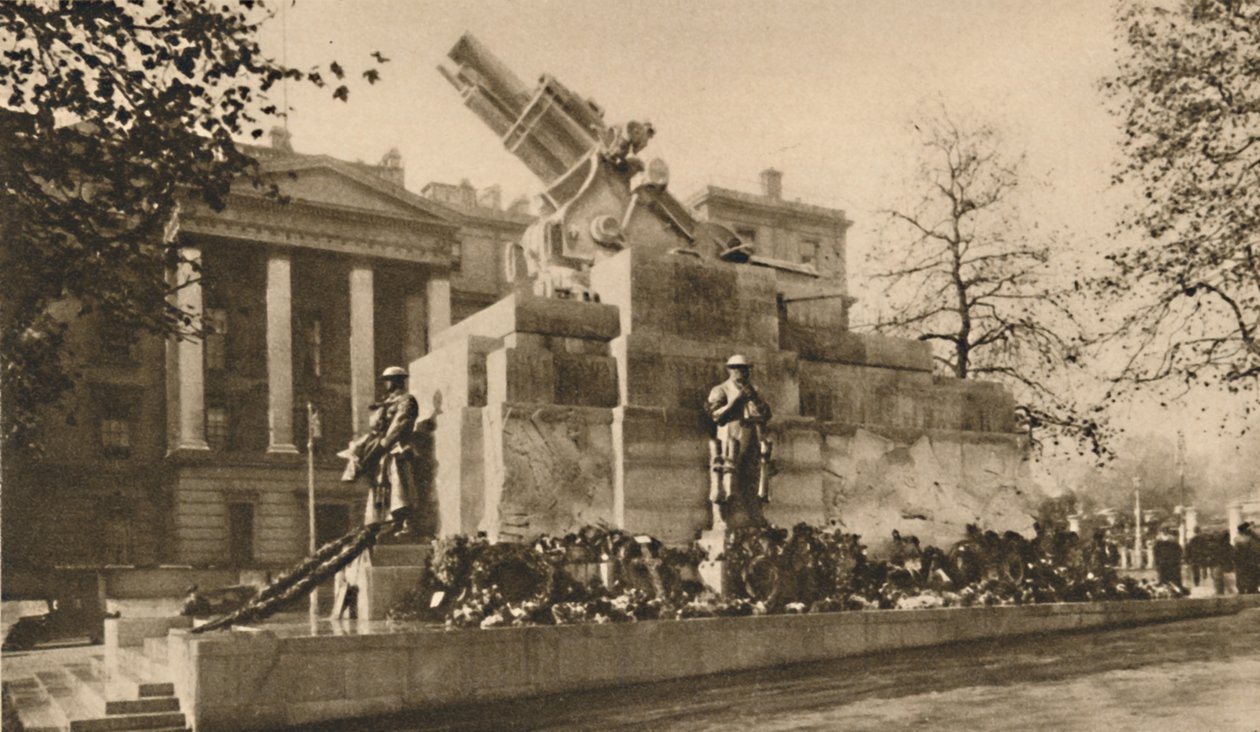 Büyük Tartışmaya Neden Olan 9 İnçlik Obüsün Taştaki Temsili, c1935. by Unbekannt