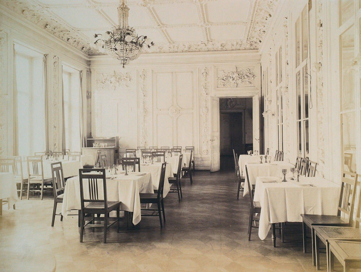 Restoran, Edebiyat ve Sanat Derneği Evi, Rusya, 1900