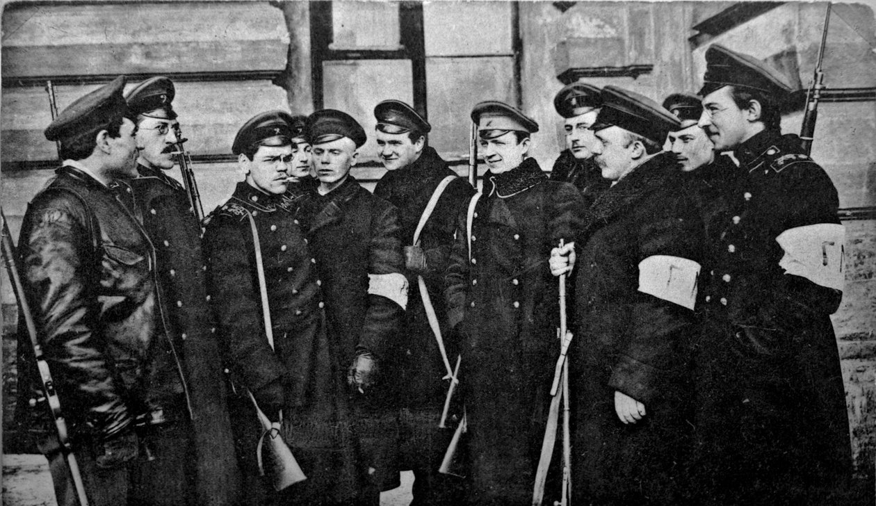 Şubat Devrimi'nden sonra devrimci öğrenciler, Rusya, 1917. by Unbekannt