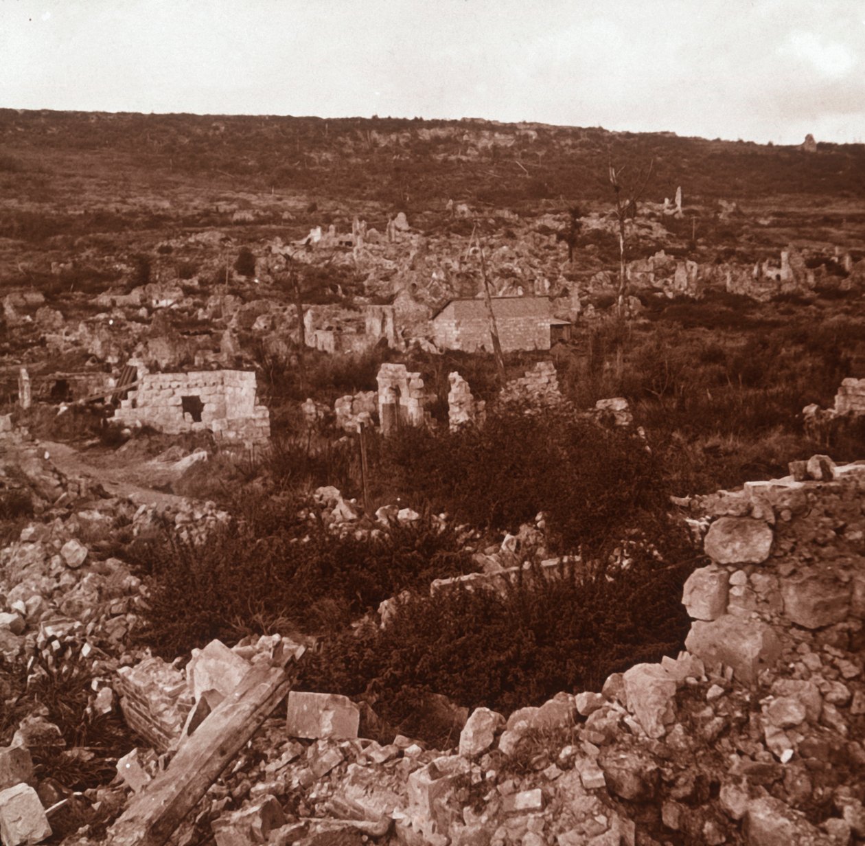 Harabeler, Anizy-le-Château, kuzey Fransa, c1914-c1918 by Unbekannt