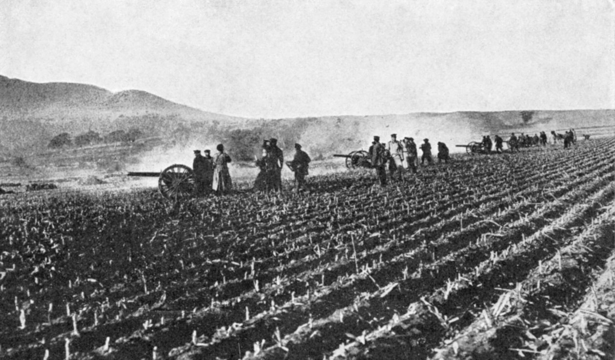Darı alanında Rus topçusu, Rus-Japon Savaşı, 1904-5 by Unbekannt