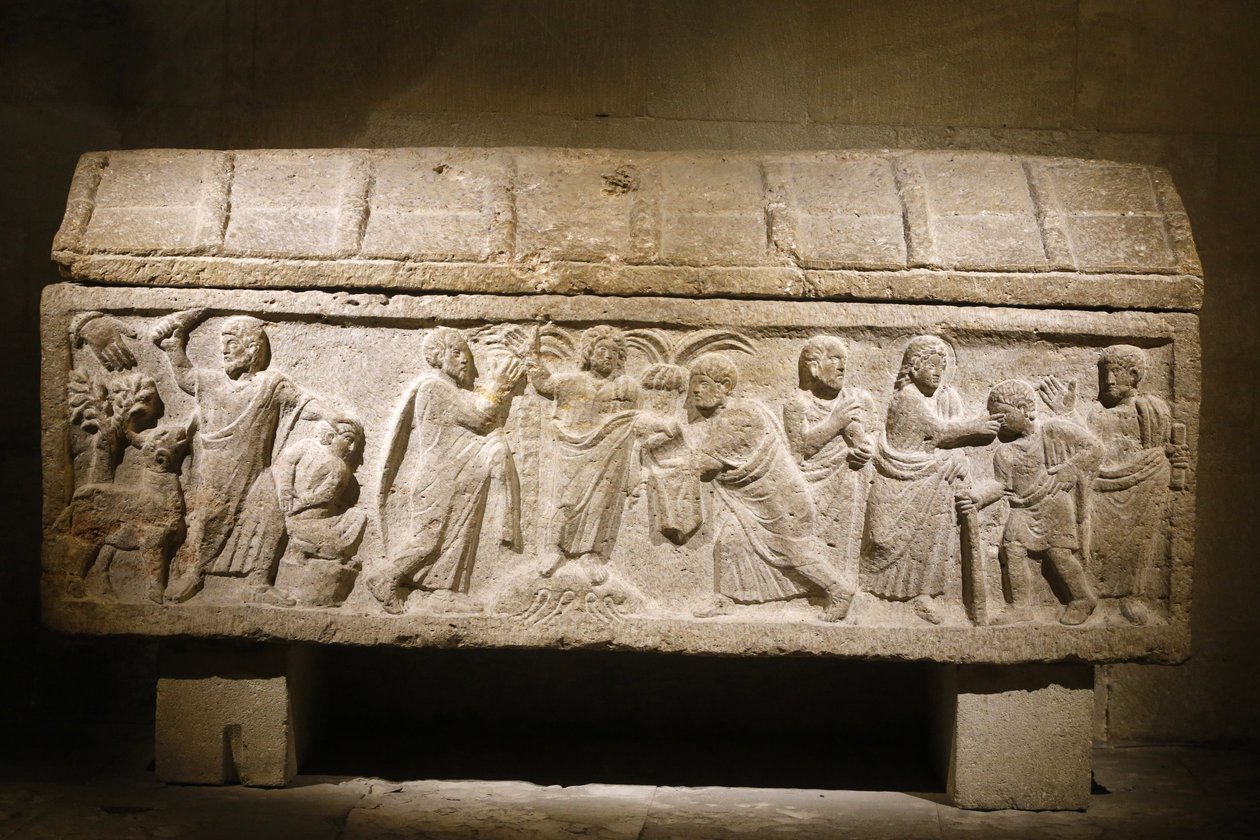 Saint Victor Manastırı, Marsilya. Hristiyan bir kadının kalıntılarını içeren lahit. Fransa by Unbekannt