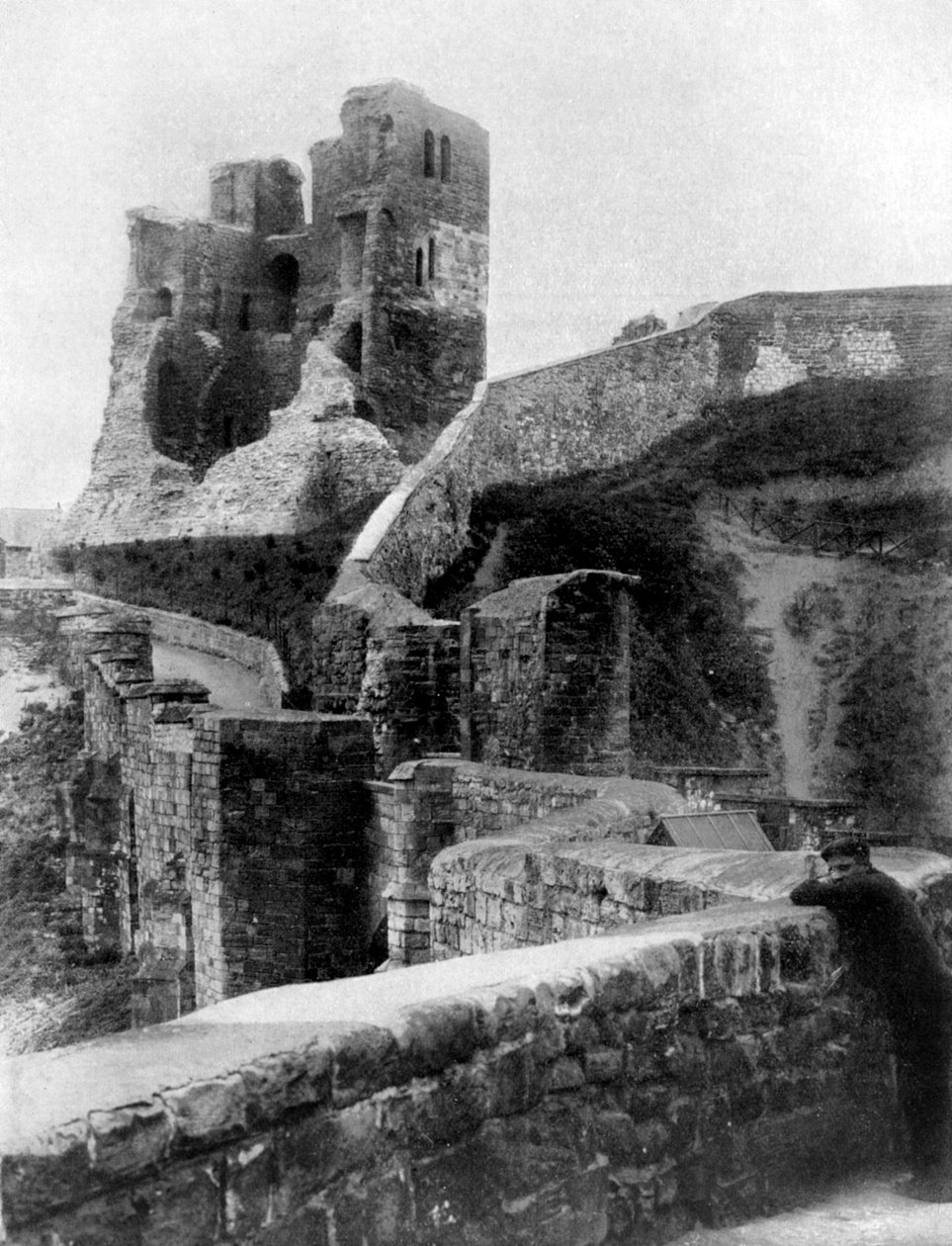 Scarborough Kalesi, Kuzey Yorkshire, İngiltere, 1924-1926 by Unbekannt