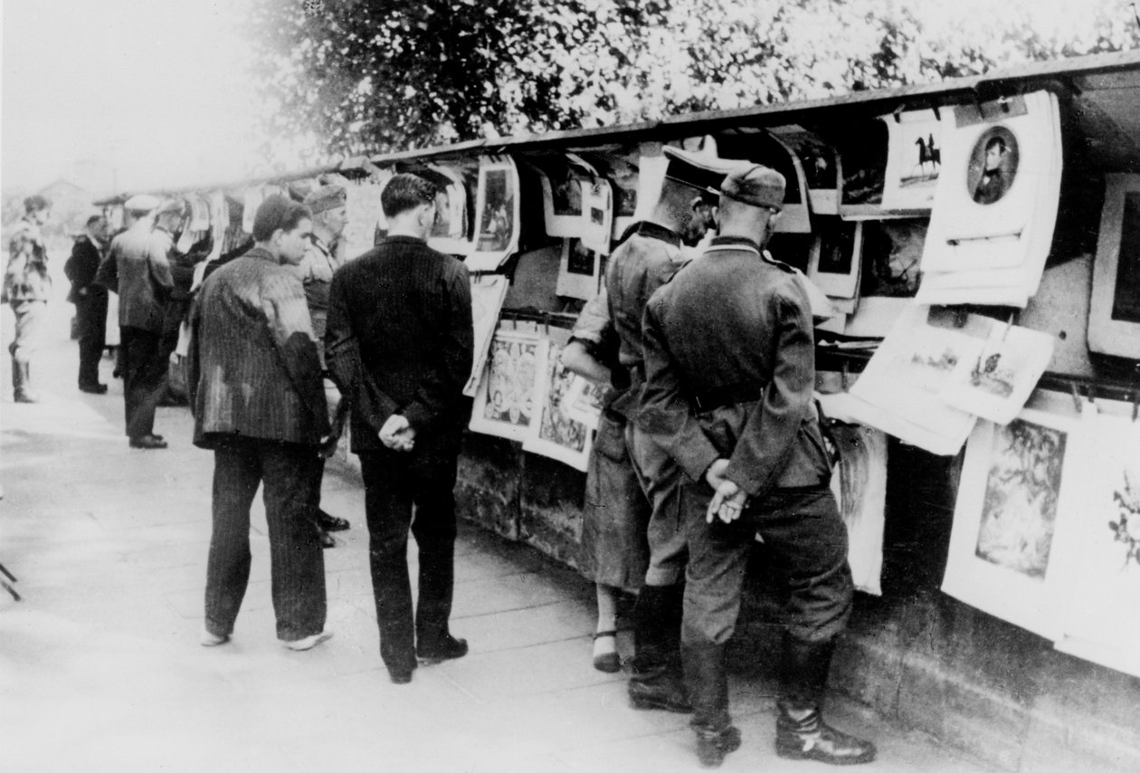 Seine kıyısında ikinci el kitap ve matbaa tezgahları, Alman işgali altındaki Paris, 1940 by Unbekannt