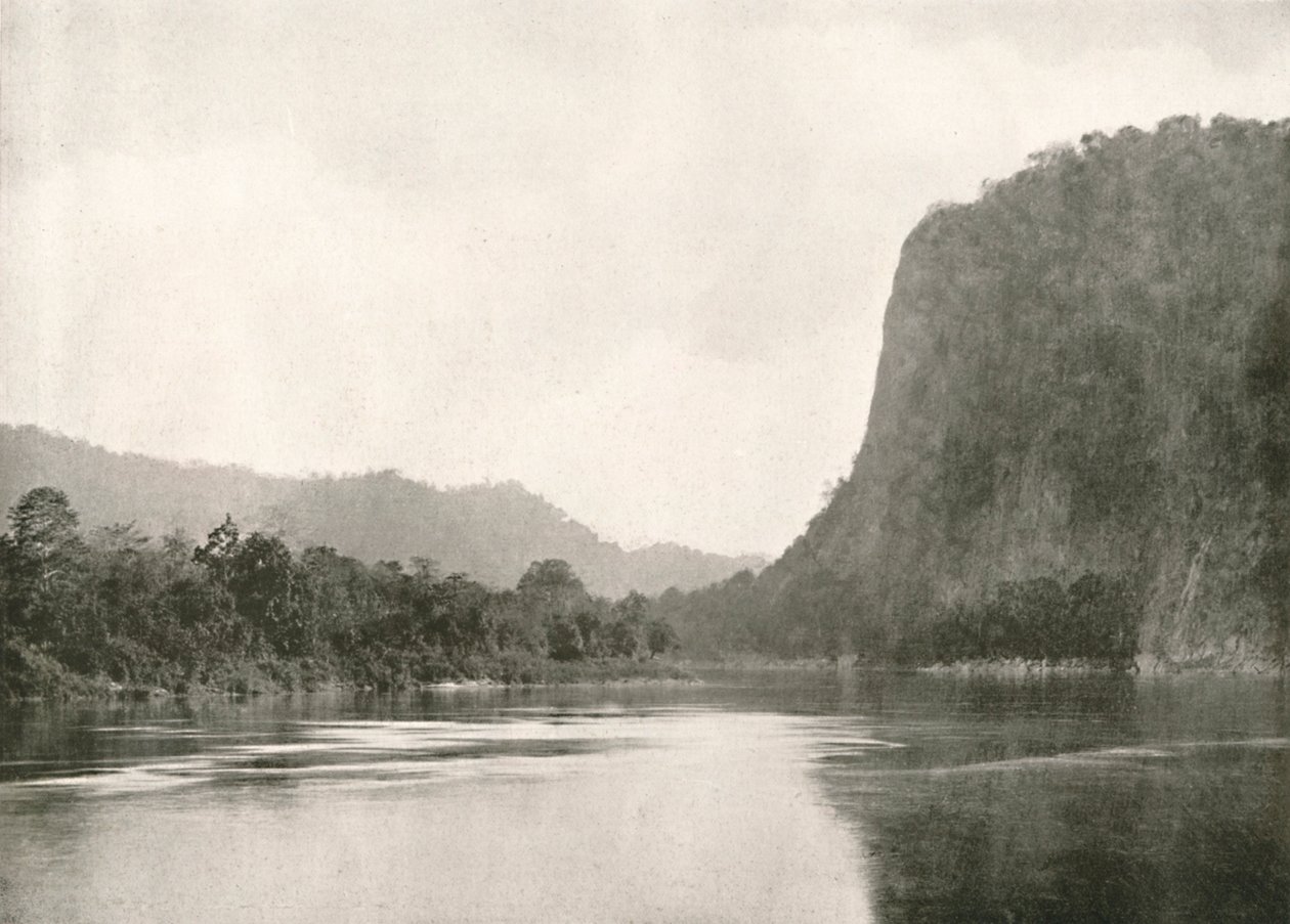 Bhamo yakınlarındaki Irrawaddy Nehri üzerindeki İkinci Kirletme, 1900. by Unbekannt