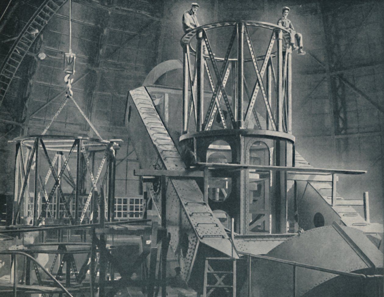 Bölüm Bölüm Hookers Silindirinin Büyük Çelik Çerçevesini Monte Ediyor, c1935 by Unbekannt