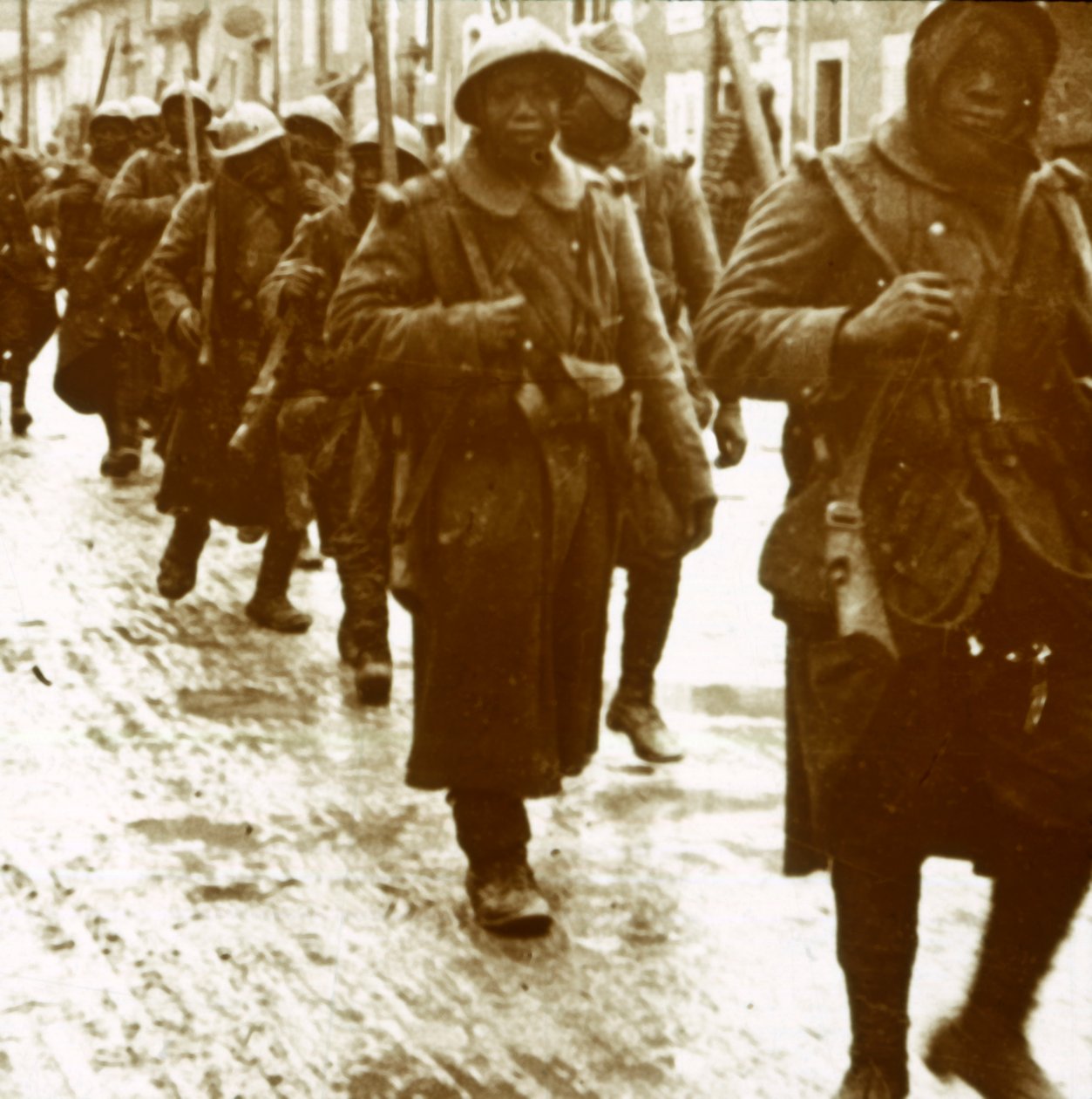 Saldırıdan sonra Senegalli askerler, c1914-c1918 by Unbekannt
