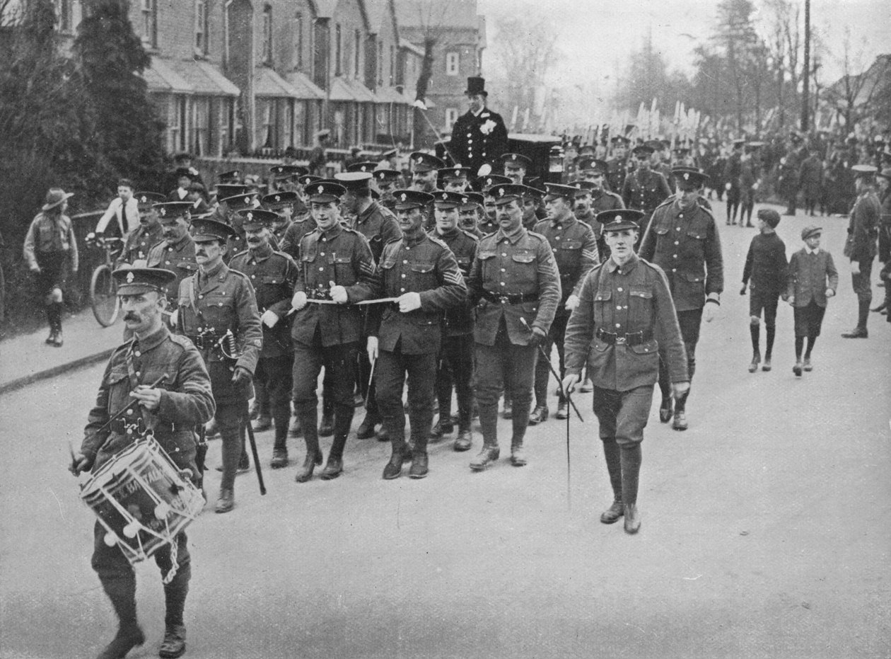 Kiliseden gelin arabasını çeken çavuşlar, 1915 by Unbekannt
