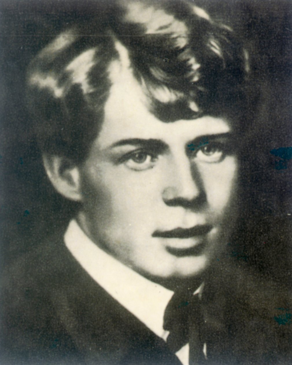 Sergei Yesenin, Rus şair, 1910