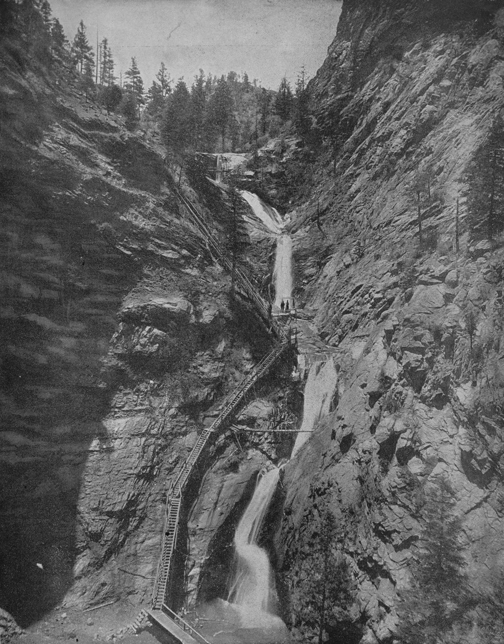 Yedi Şelale, Cheyenne Canon, Colorado, c1897. by Unbekannt