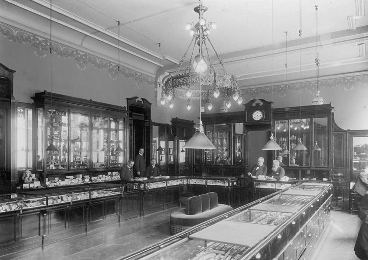 Fabergé Evi