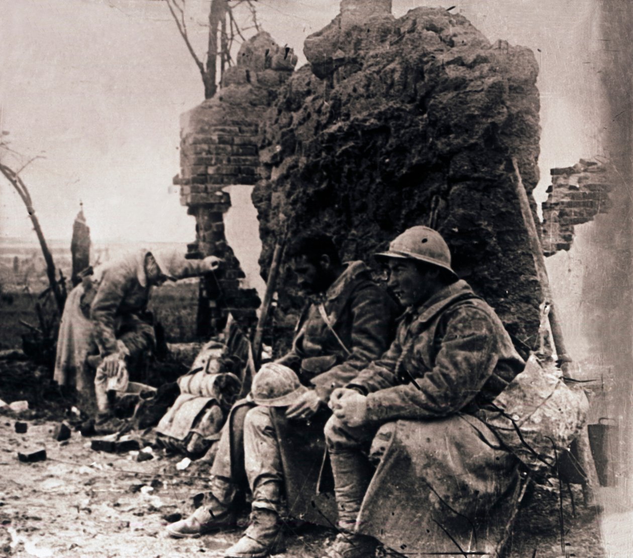 Harabeler arasında askerler, c1914-c1918 by Unbekannt