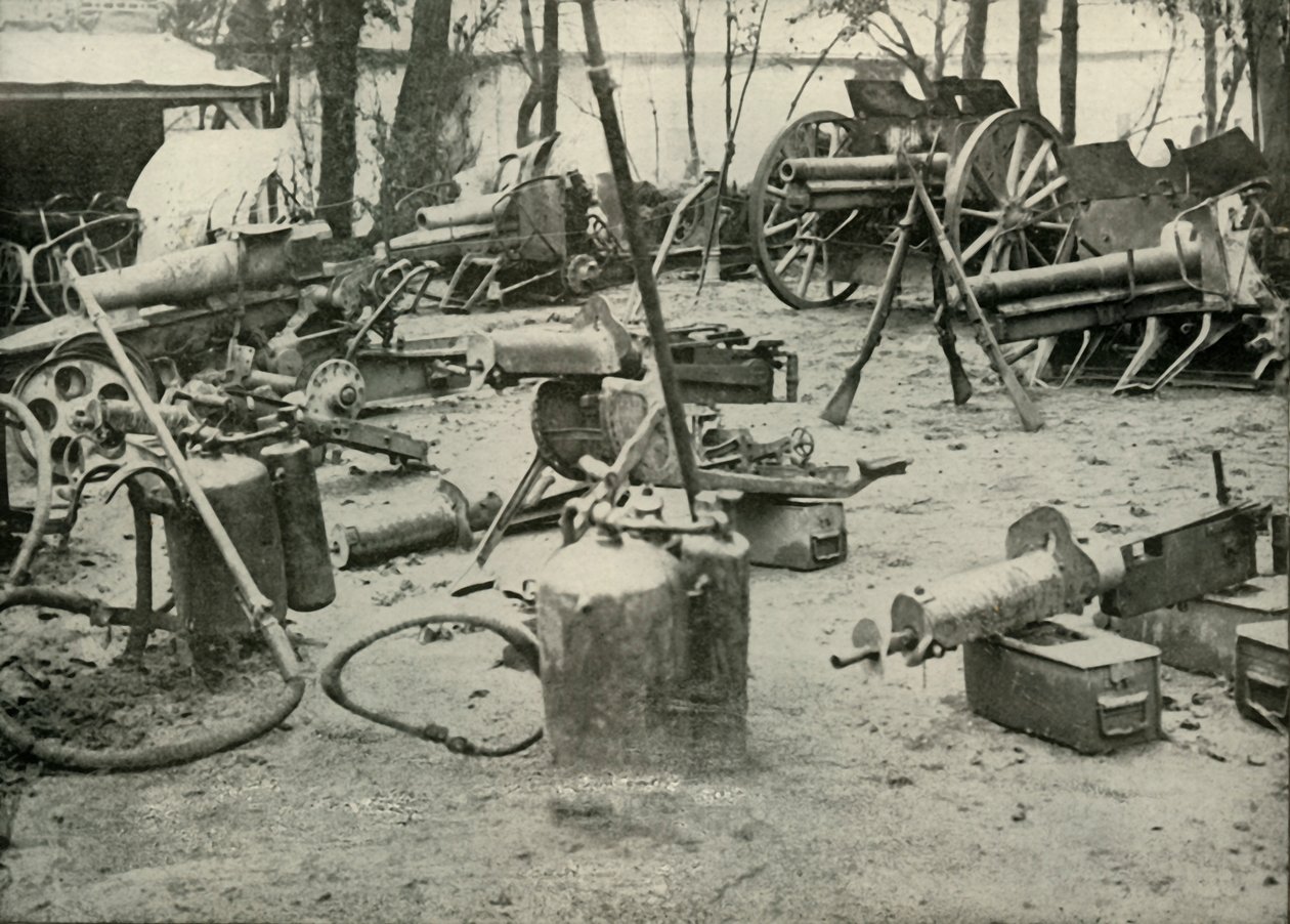 Savaş Alanının Bazı Ganimetleri, 1919. by Unbekannt