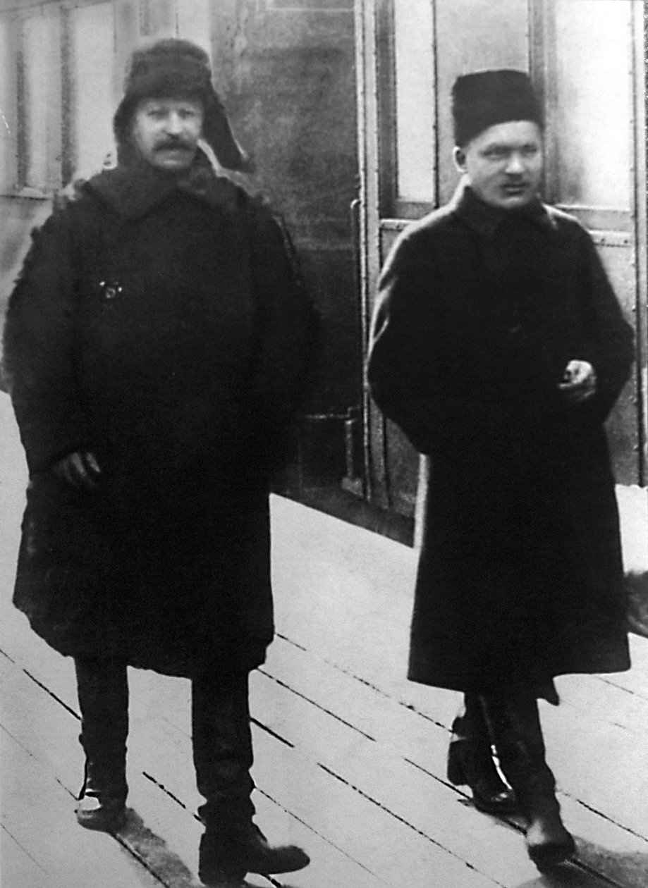 Sovyet liderleri Joseph Stalin ve Sergei Kirov, Moskova, SSCB, 1928 by Unbekannt