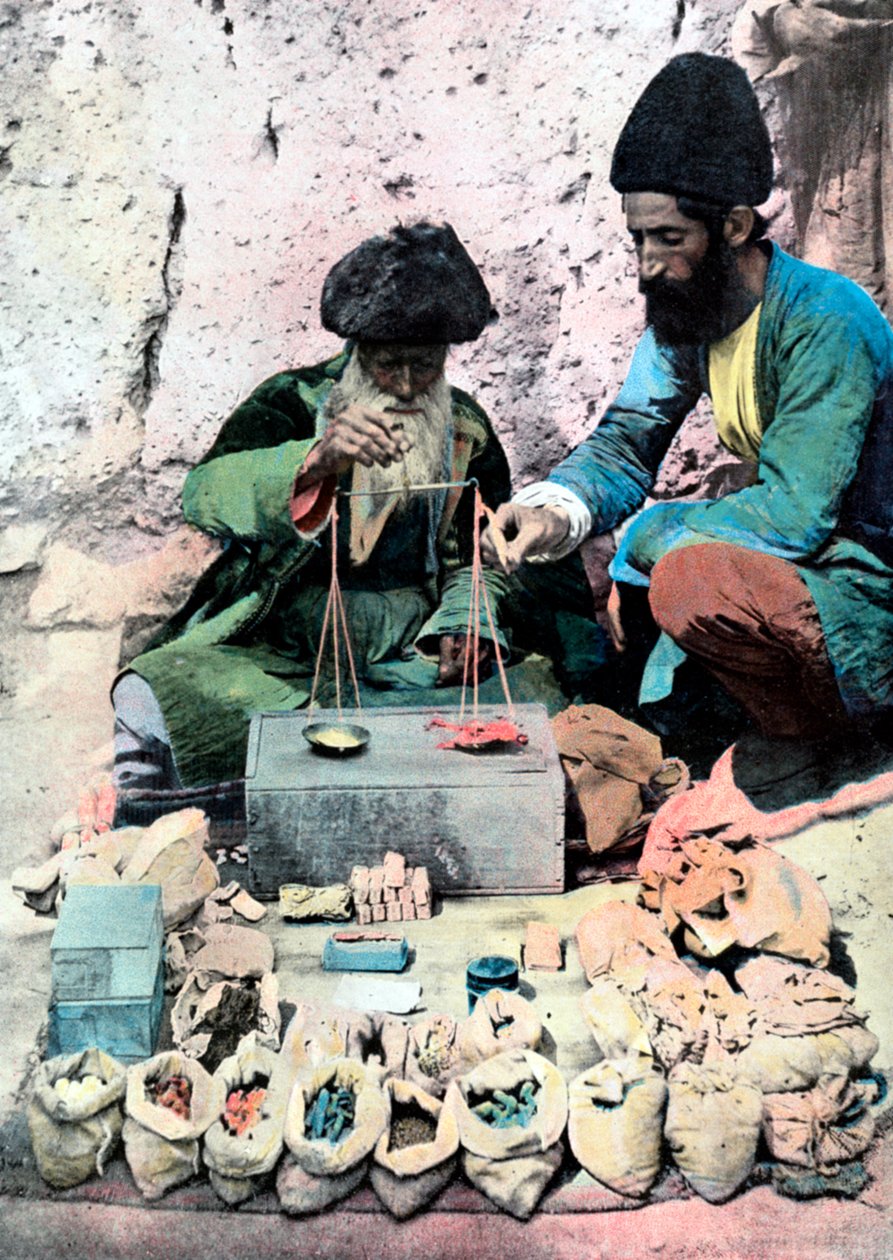 Baharat satıcısı, Kraliyet Sarayı, Tahran, c1890 by Unbekannt