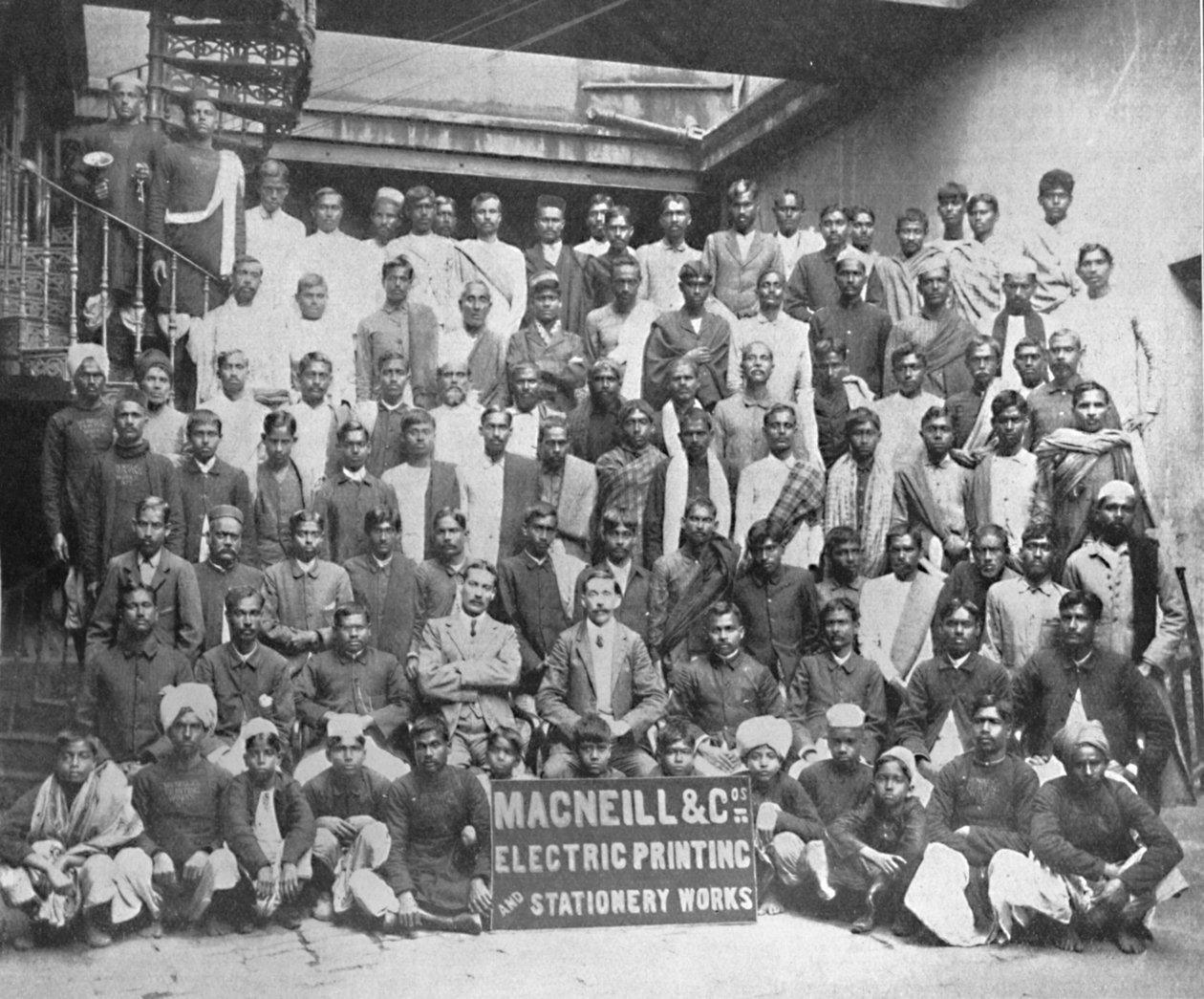 Macneill & Co.s Basım ve Kırtasiye İşleri Personeli, Kalküta, 1917 by Unbekannt