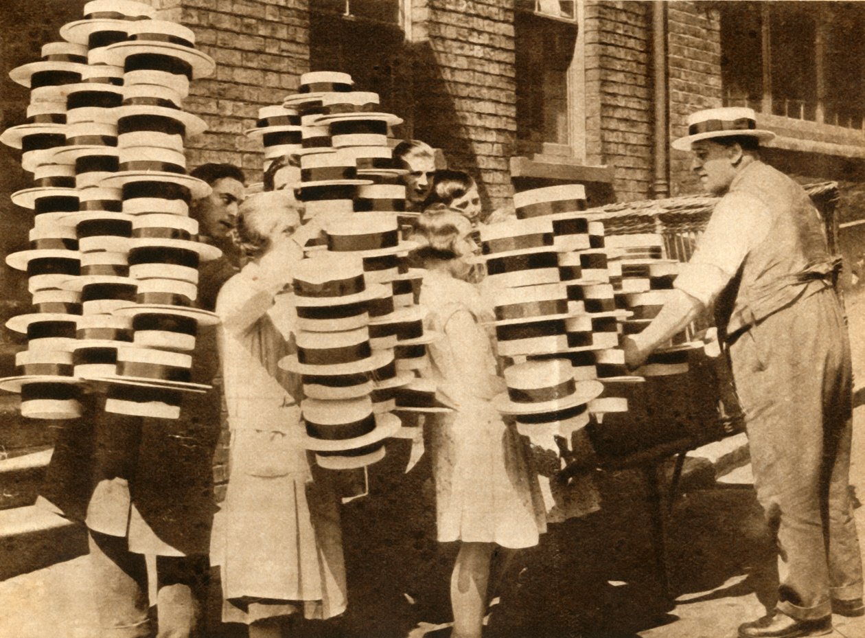 Hasır şapkalar lehine döndü, 1930, 1933. by Unbekannt
