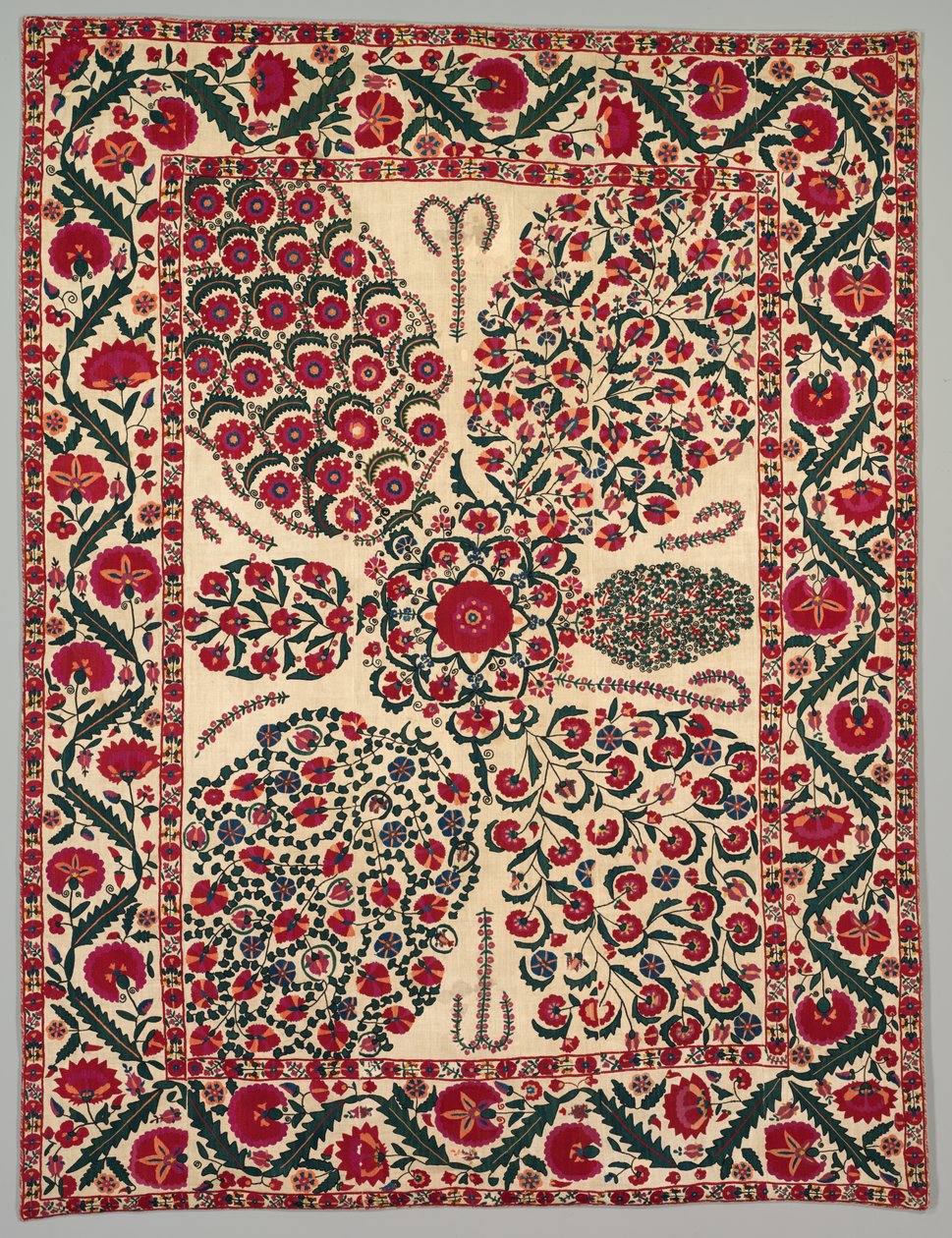 Çiçek spreyli Suzani, 1800-1850. by Unbekannt