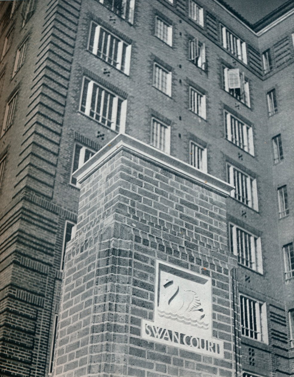 Kuğu Mahkemesi, Chelsea, 1932 by Unbekannt