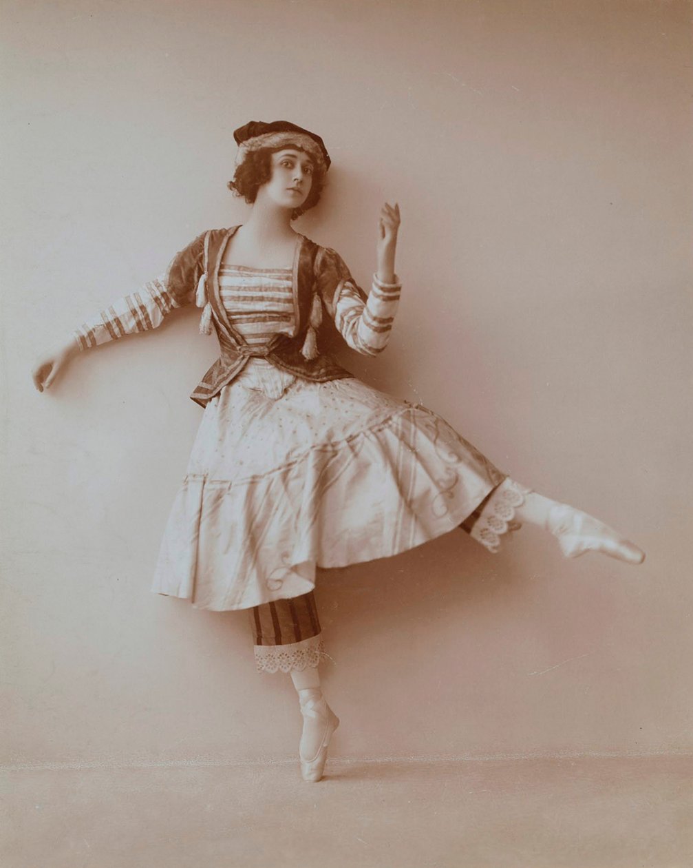 Tamara Karsavina, Rus balerin, 1911 by Unbekannt
