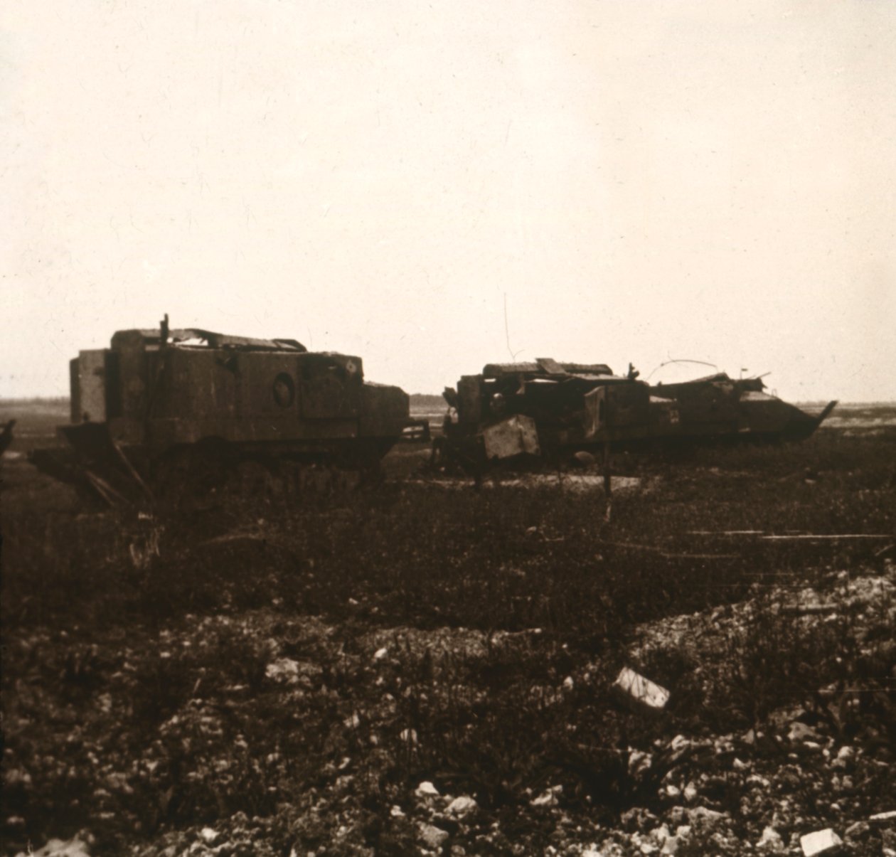 Tanklar, Juvincourt, kuzey Fransa, c1914-c1918 by Unbekannt