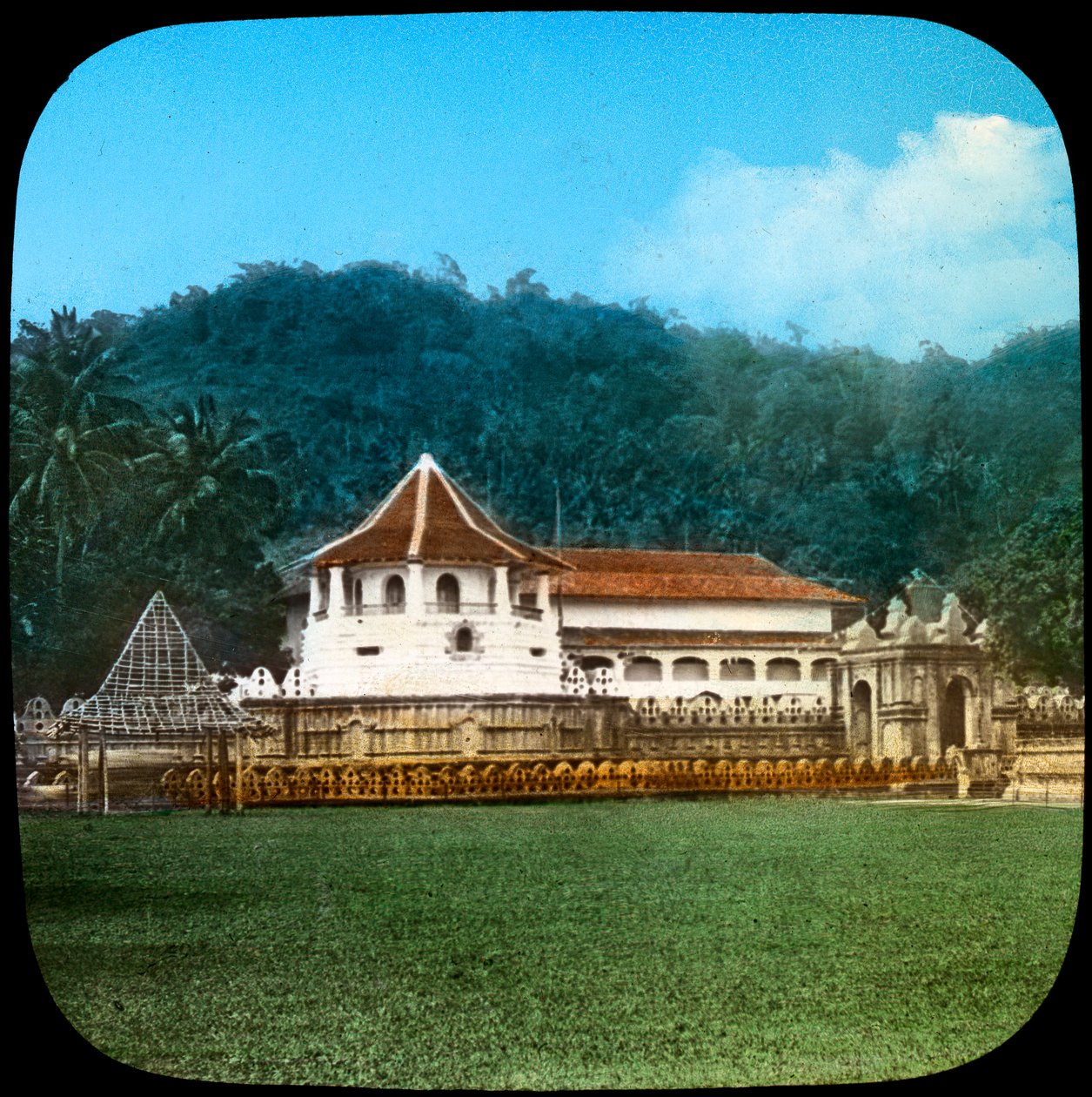 Kutsal Diş Tapınağı, Kandy, Seylan, 19. yüzyılın sonu veya 20. yüzyılın başı by Unbekannt