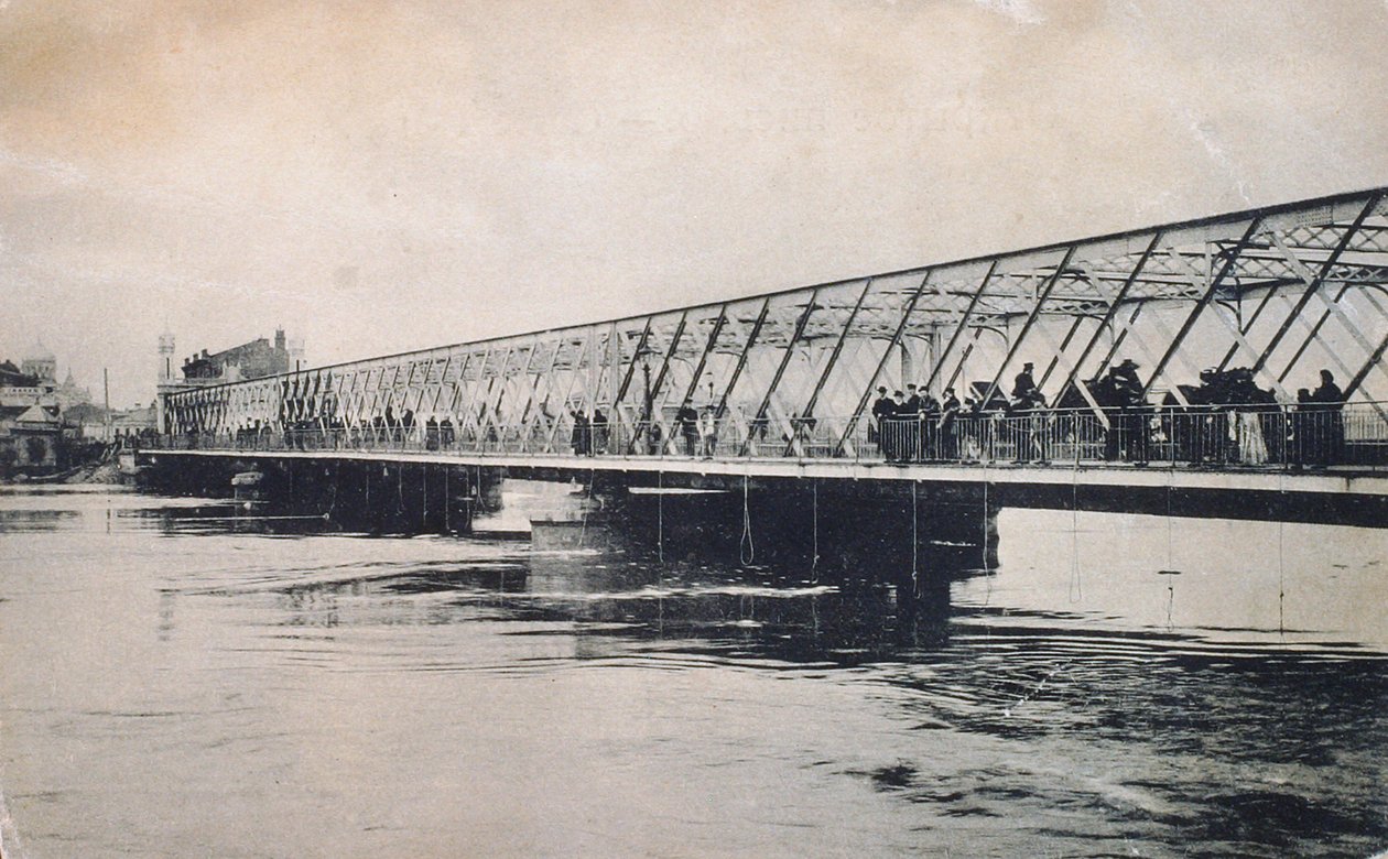 Nisan 1908, Moskova, Rusya sel sırasında Borodinsky köprüsü by Unbekannt