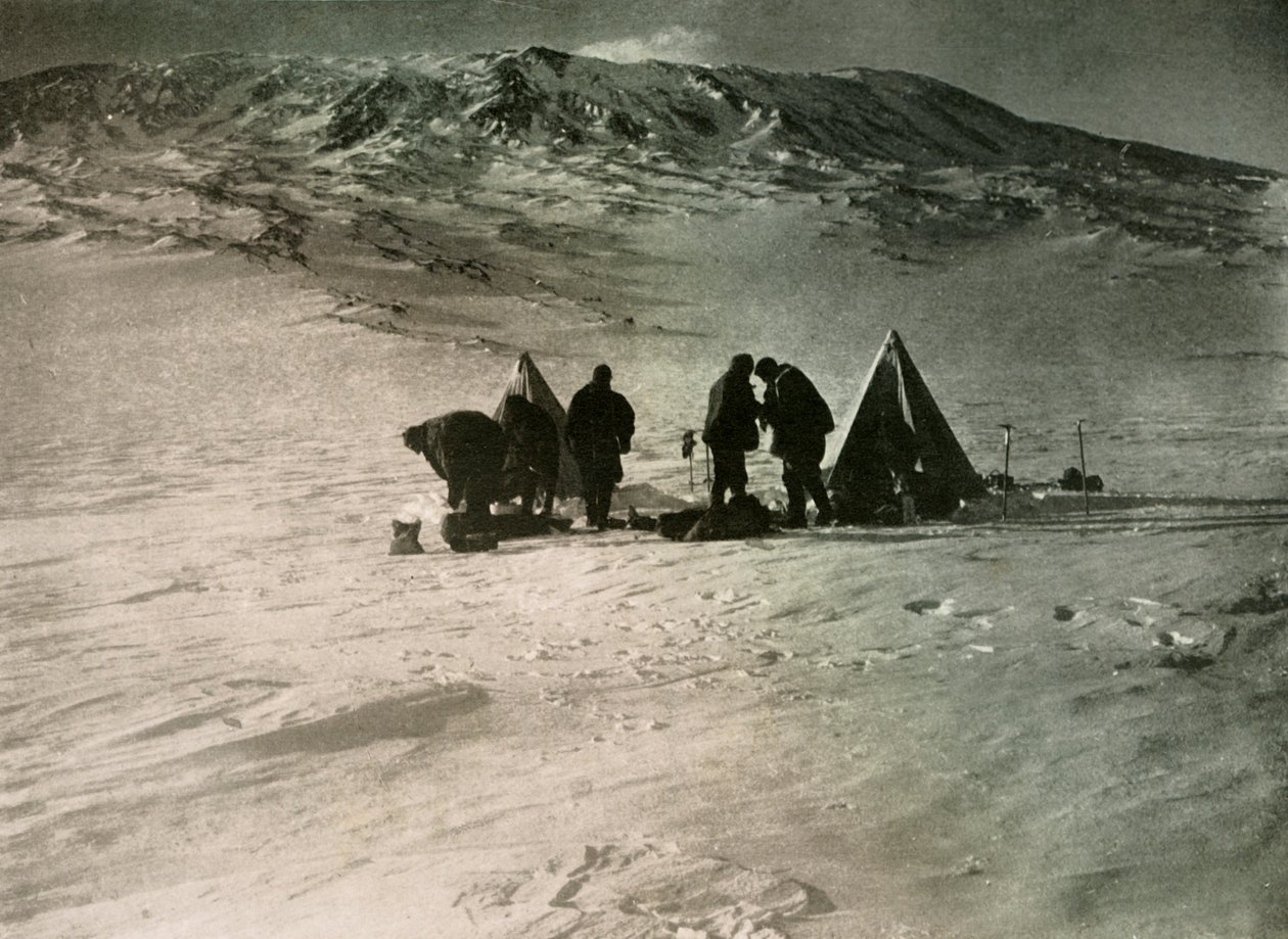 Kamp 7000 Feet Up Erebus Dağı, 1908, 1909 by Unbekannt