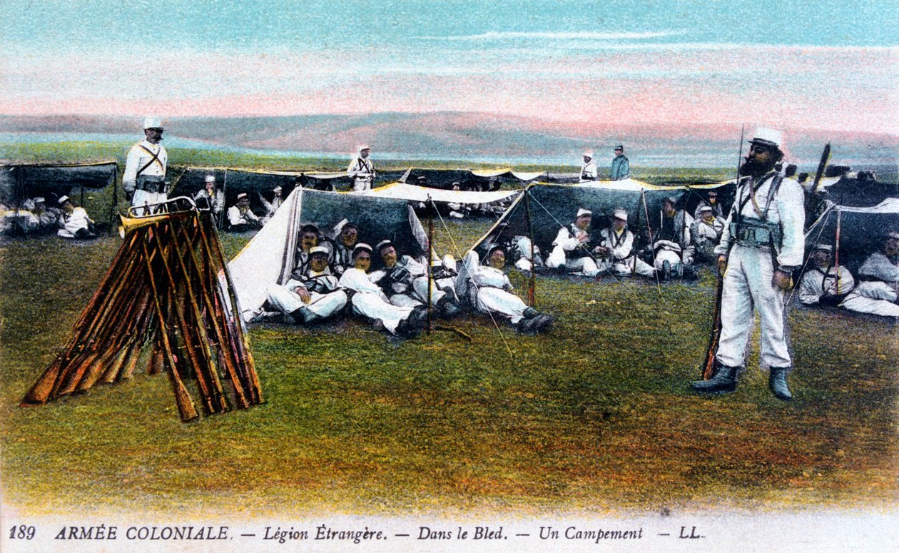 Fransız Yabancı Lejyonu kamplarında, c1910 by Unbekannt