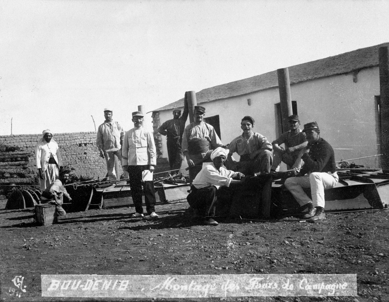 Fransız Yabancı Lejyonu manevralar üzerine, Boudenib, Fas, 1911 by Unbekannt