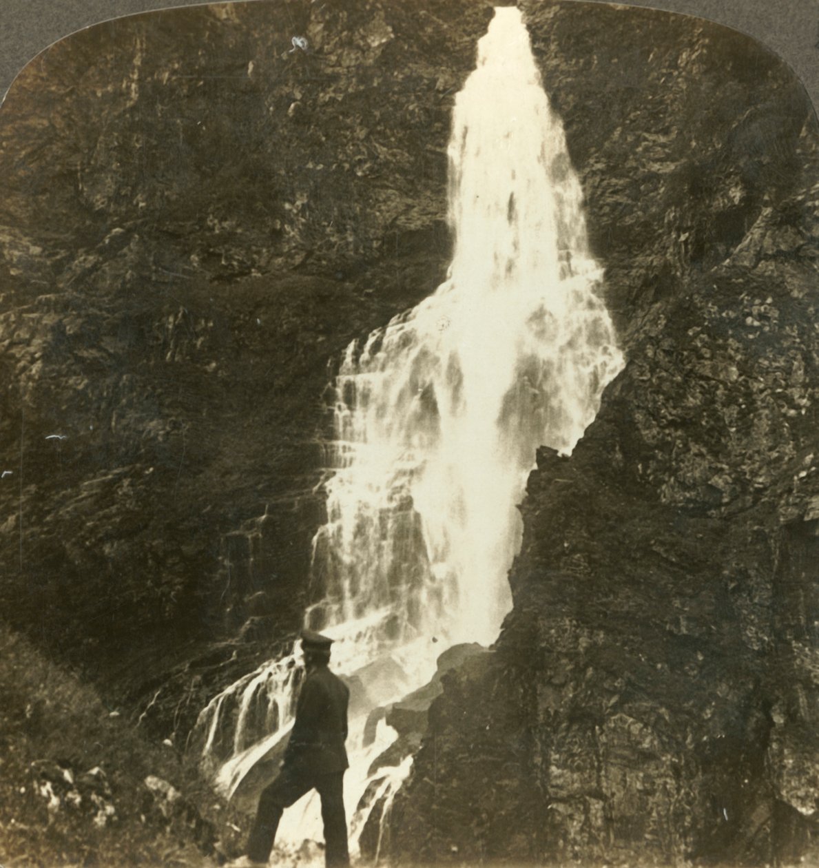 Sevle Şelalesi, Stalheims otelinin yakınında, Naerodal, Norveç, c1905. by Unbekannt