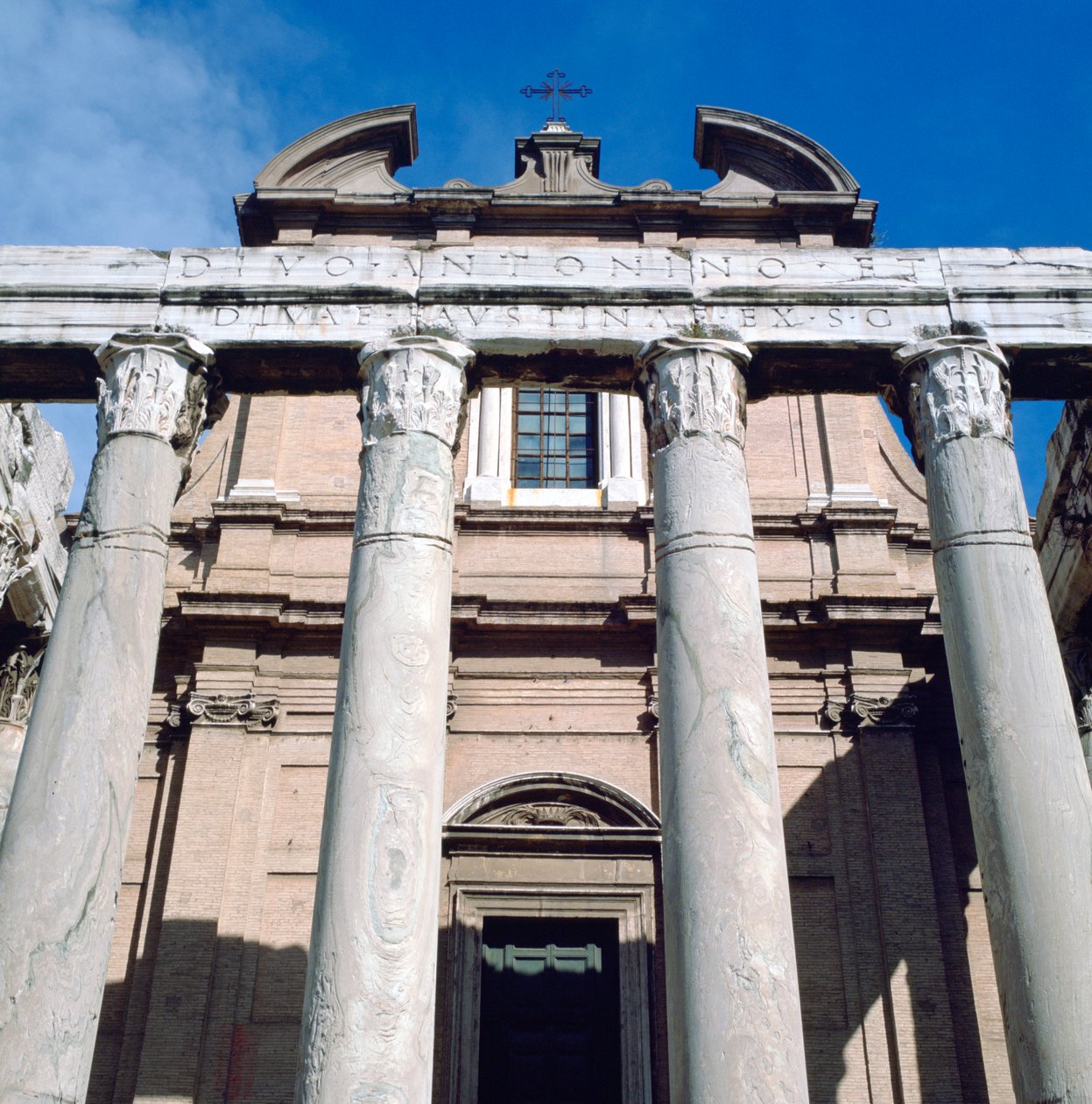 Antoninus ve Faustina Tapınağı, Roma by Unbekannt