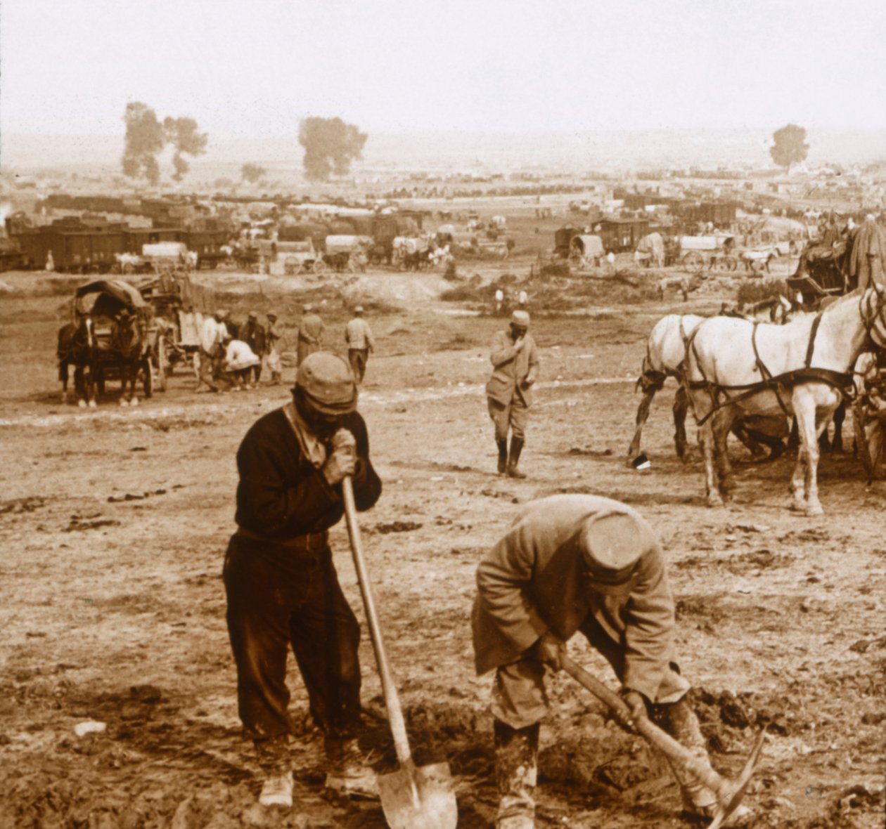 İstasyon, Bray-sur-Somme, kuzey Fransa, c1914-c1918 by Unbekannt