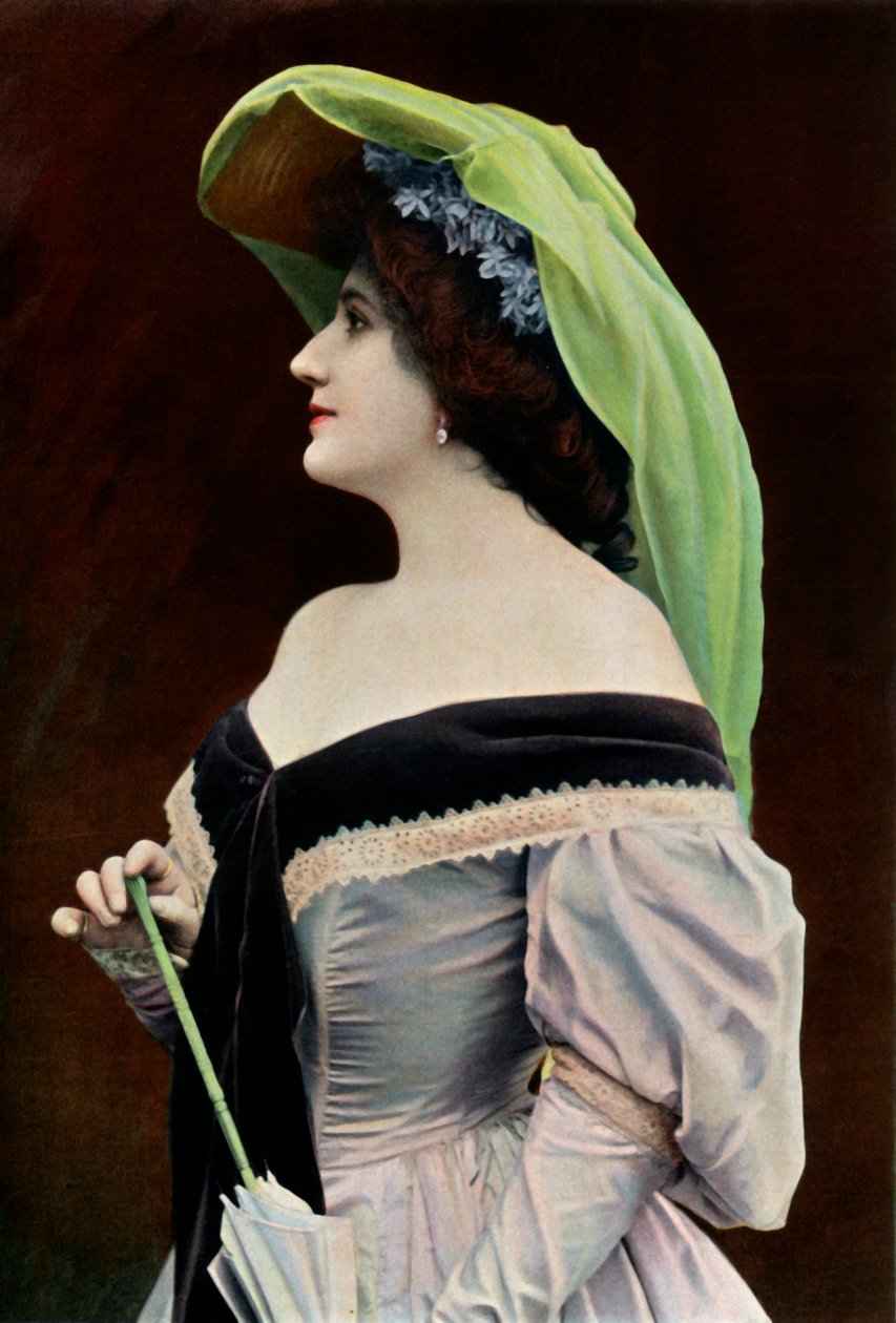 Tiyatro Des Varietes. - Bayan C. Thevenet. - Caroline