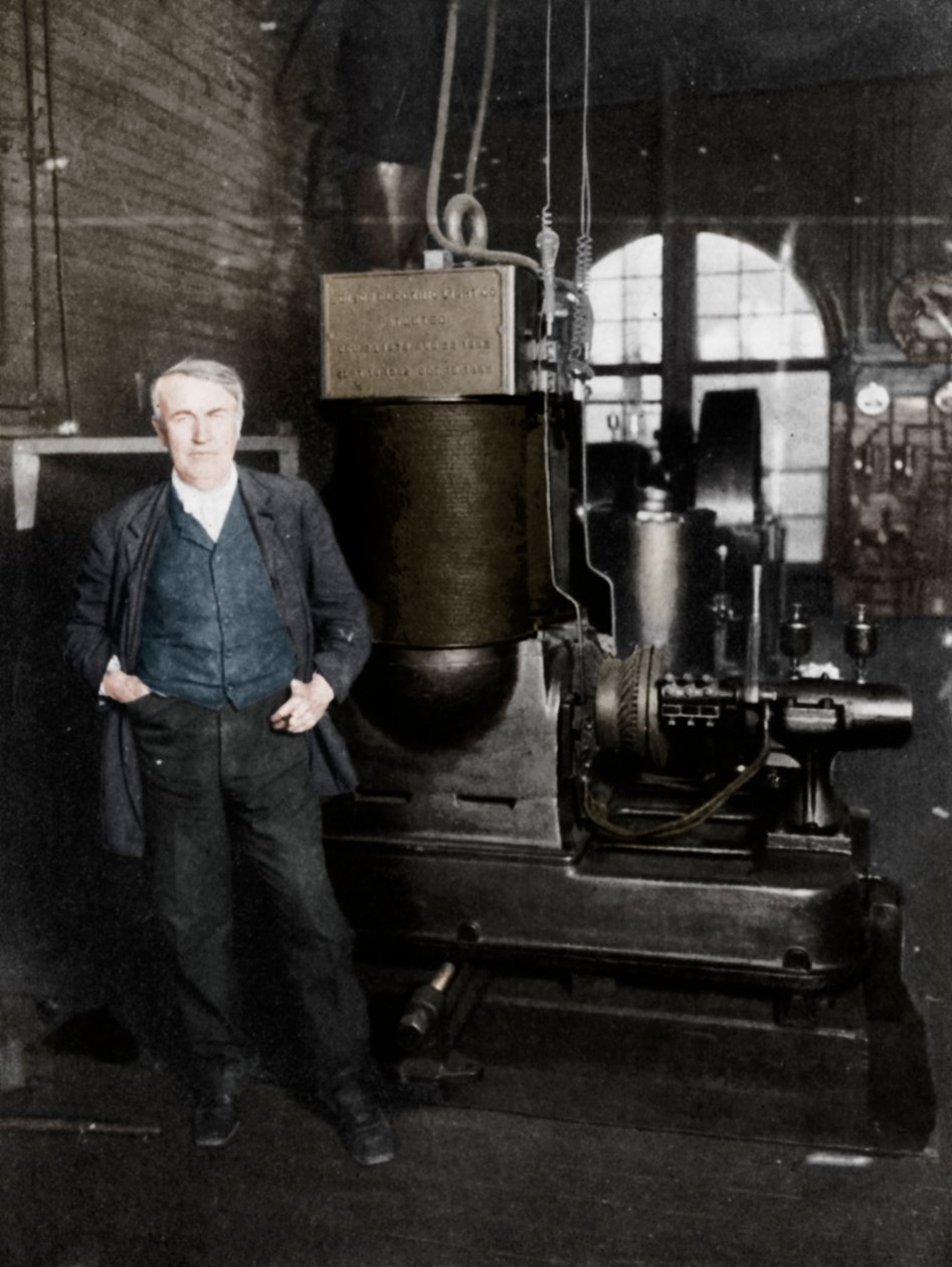 Thomas Alva Edison, Amerikalı mucit, elektrik ışığı üretmek için ilk dinamosuyla, 1880