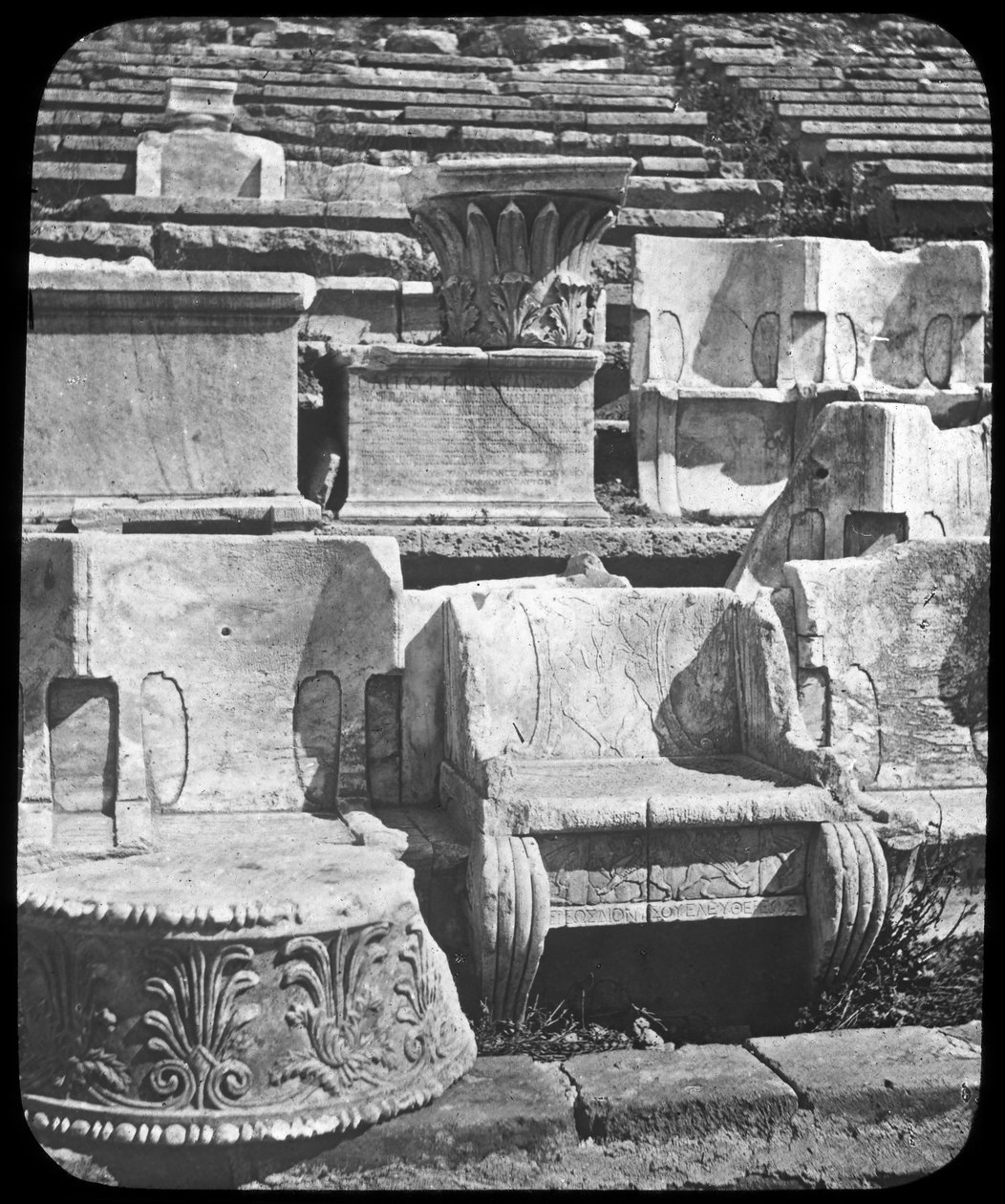 Rahip Tahtı, Dionysos Tapınağı, Atina, Yunanistan, 19. yüzyılın sonları veya 20. yüzyılın başlarında by Unbekannt
