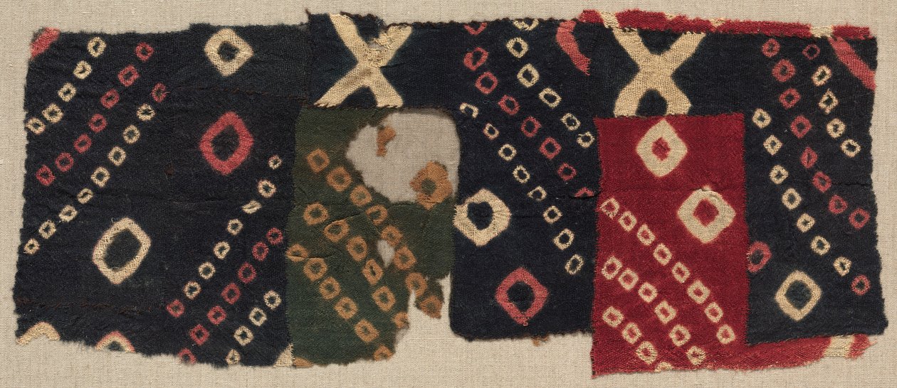 Batik Parça, c. 700-1100 AD. by Unbekannt