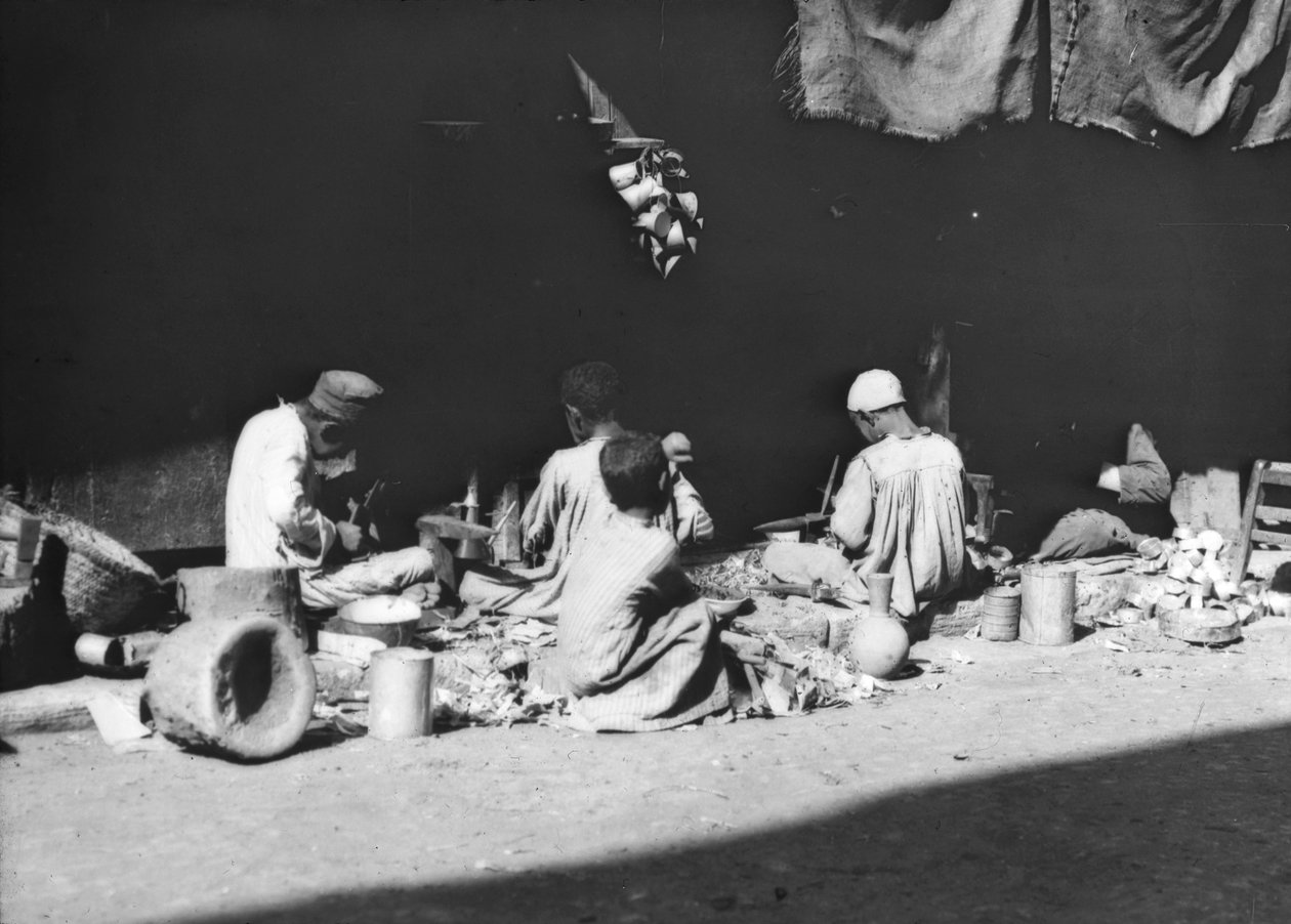 Kalay işçileri, Kahire, Mısır, 19. yüzyılın sonu veya 20. yüzyılın başı by Unbekannt