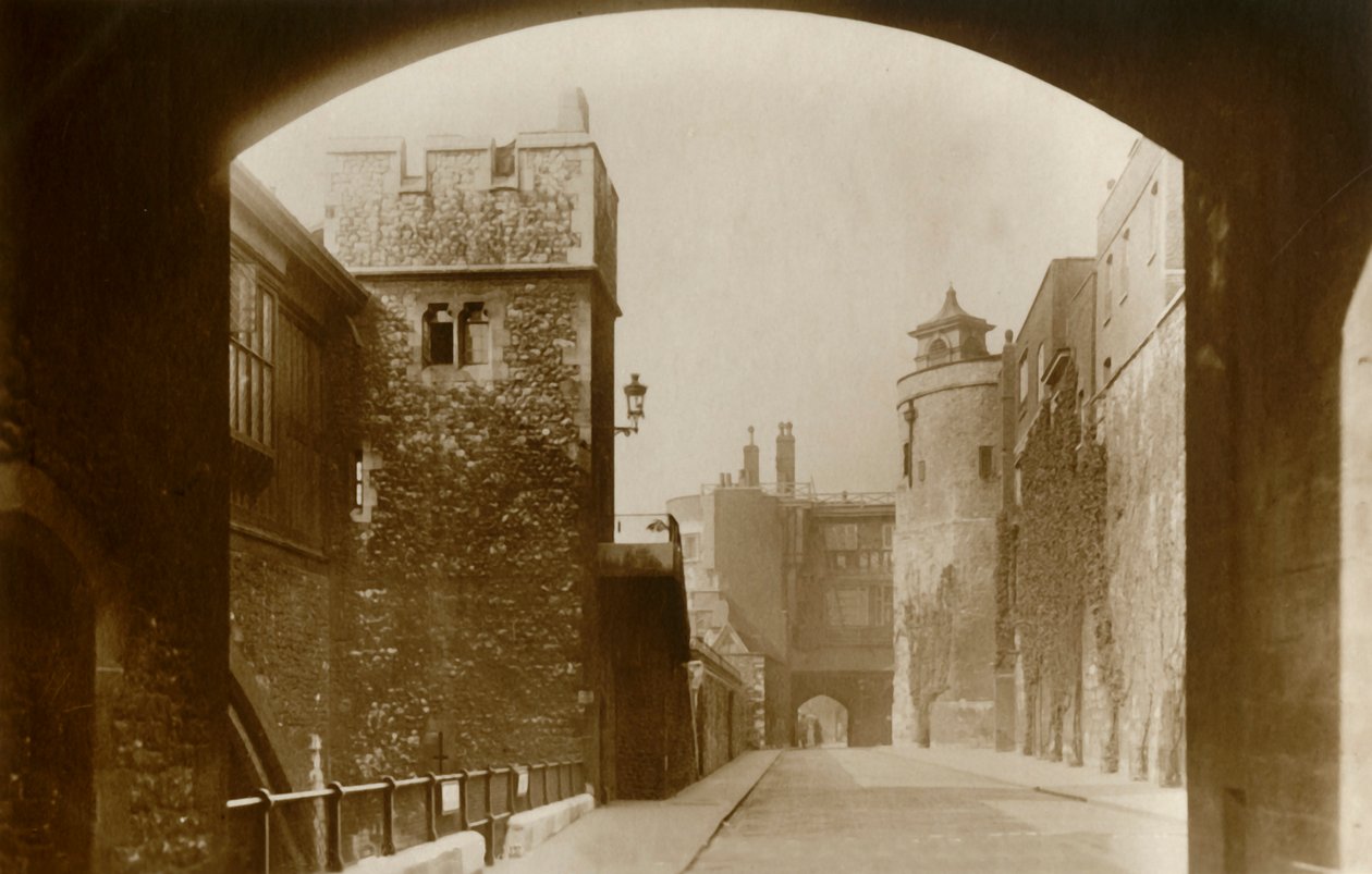 Londra kulesi. Aziz Thomas ve Çan Kulesi, c1910. by Unbekannt