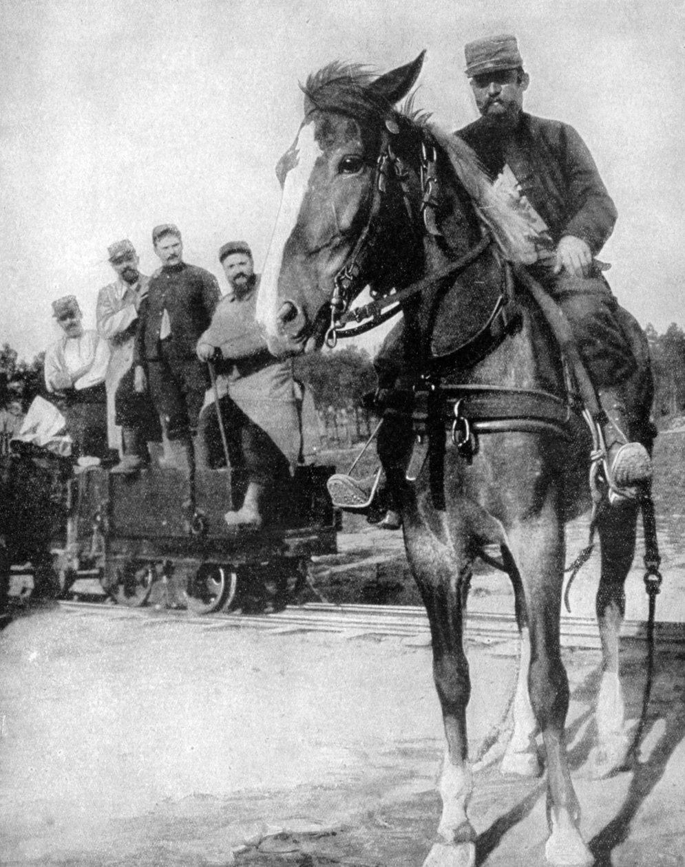 Argonne Ormanında Ulaşım, Fransa, 1915 by Unbekannt