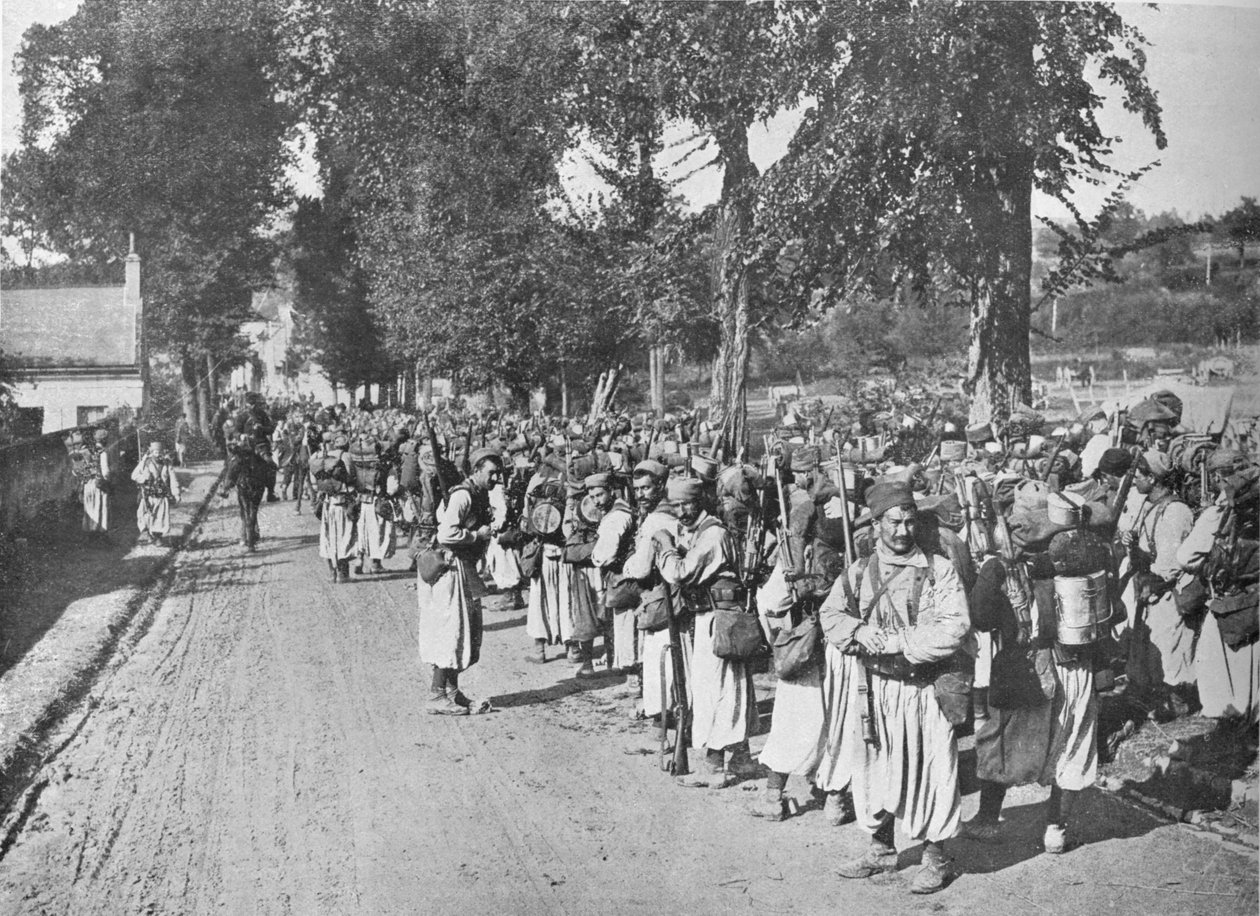 İlerleme emrini bekleyen Turcos, 1914 by Unbekannt