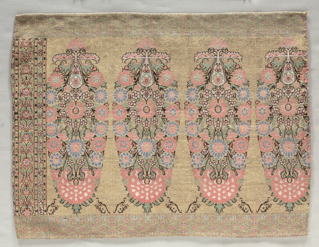 Bir Eşarptan İki Parça, 1700